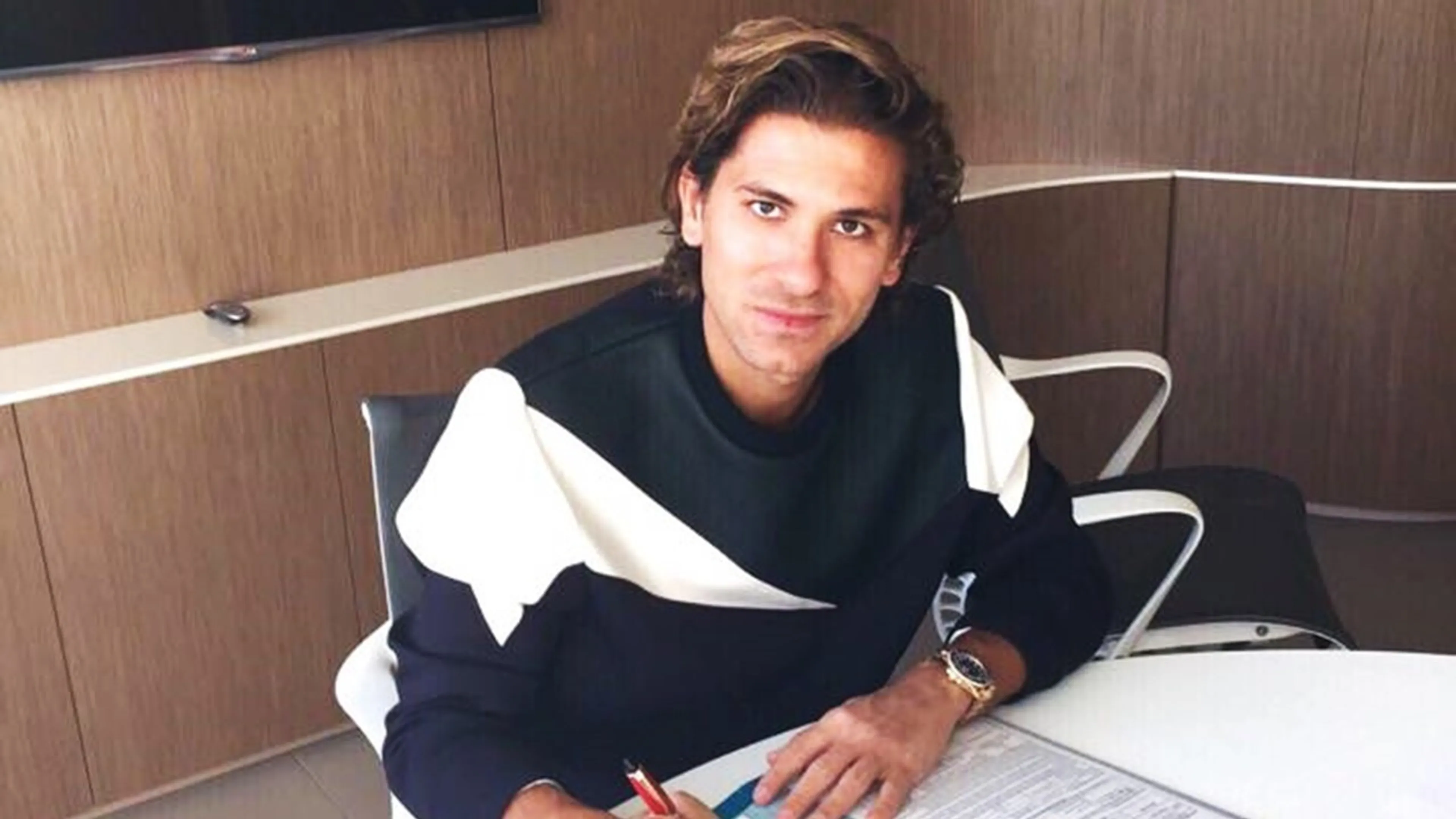 Copertina di Cerci nei guai per una storia su Instragram: la Salernitana lo multa