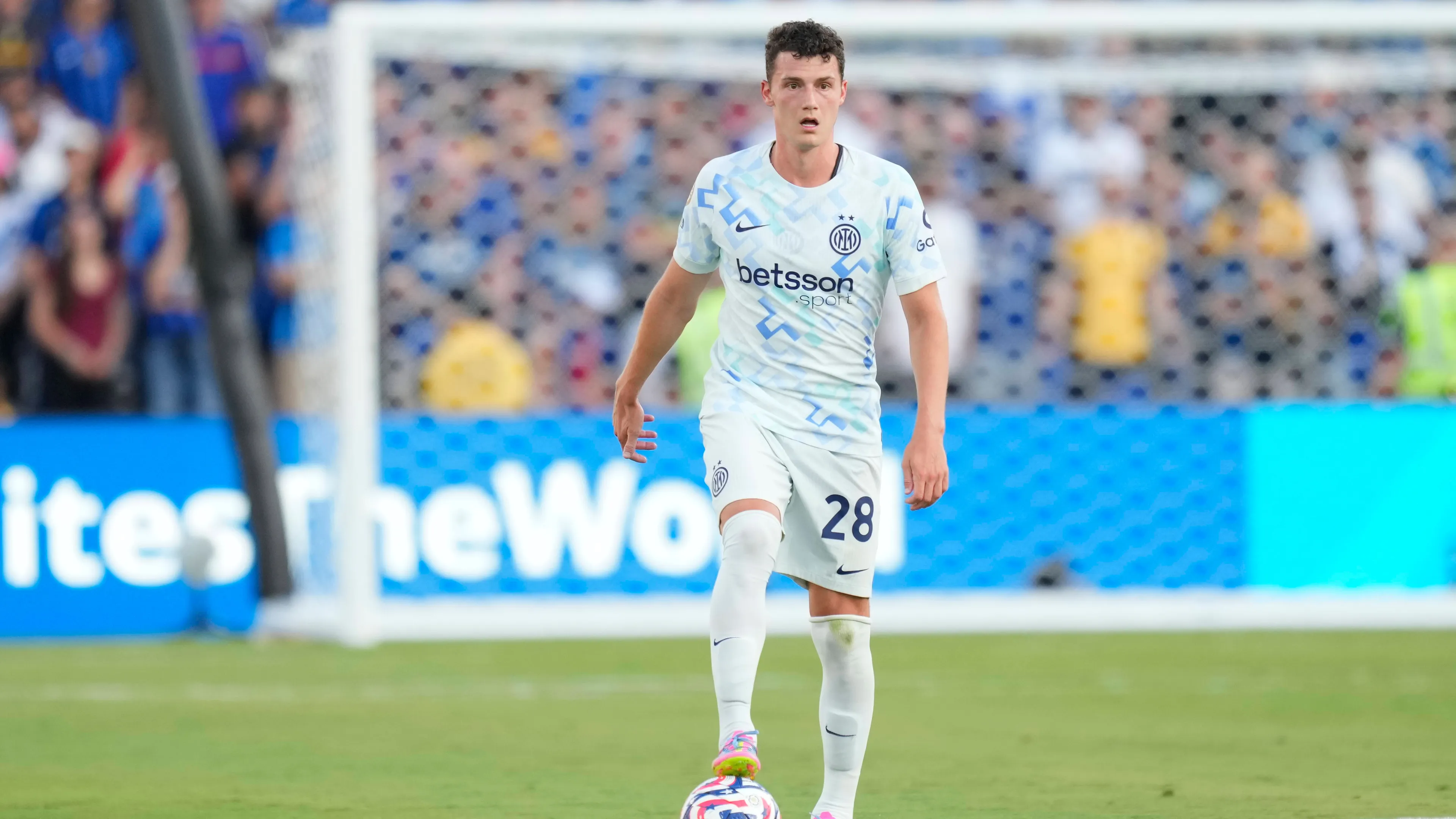 Pavard messo alla porta dall'Inter? Il francese non ci sta!