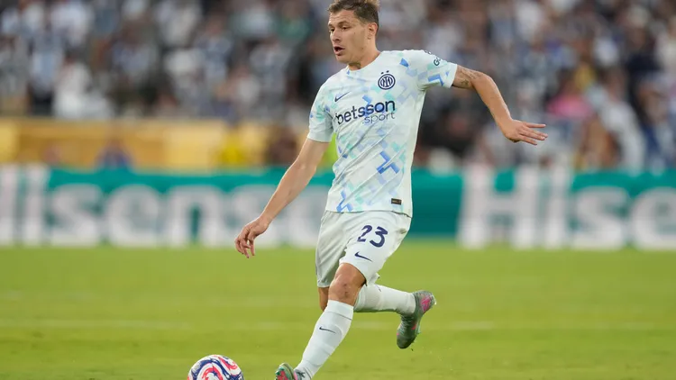 /images/c/f/-/cf-monterrey-v-fc-internazionale-milano-group-e-fifa-club-world-cup-2025-nicolo-barella-central-midfield-of-internazionale-and-italy-during-the-fifa-club-world-cup-2025-group-e-match-between-cf-monterrey-and-fc-internazionale-milano-at-rose-bowl-stadium-on-june-17-2025-in-pasadena-california-pasadena-california-united-states-copyright-xjosexbretonx-originalfilenamebretonhernandez-cfmonter250617npsgyjpgjpg_1750703079127.jpg