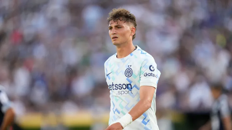 /images/c/f/-/cf-monterrey-v-fc-internazionale-milano-group-e-fifa-club-world-cup-2025-sebastiano-esposito-second-striker-of-internazionale-and-italy-during-the-fifa-club-world-cup-2025-group-e-match-between-cf-monterrey-and-fc-internazionale-milano-at-rose-bowl-stadium-on-june-17-2025-in-pasadena-california-pasadena-california-united-states-copyright-xjosexbretonx-originalfilenamebretonhernandez-cfmonter250617npmvnjpgjpg_1750772971898.jpg