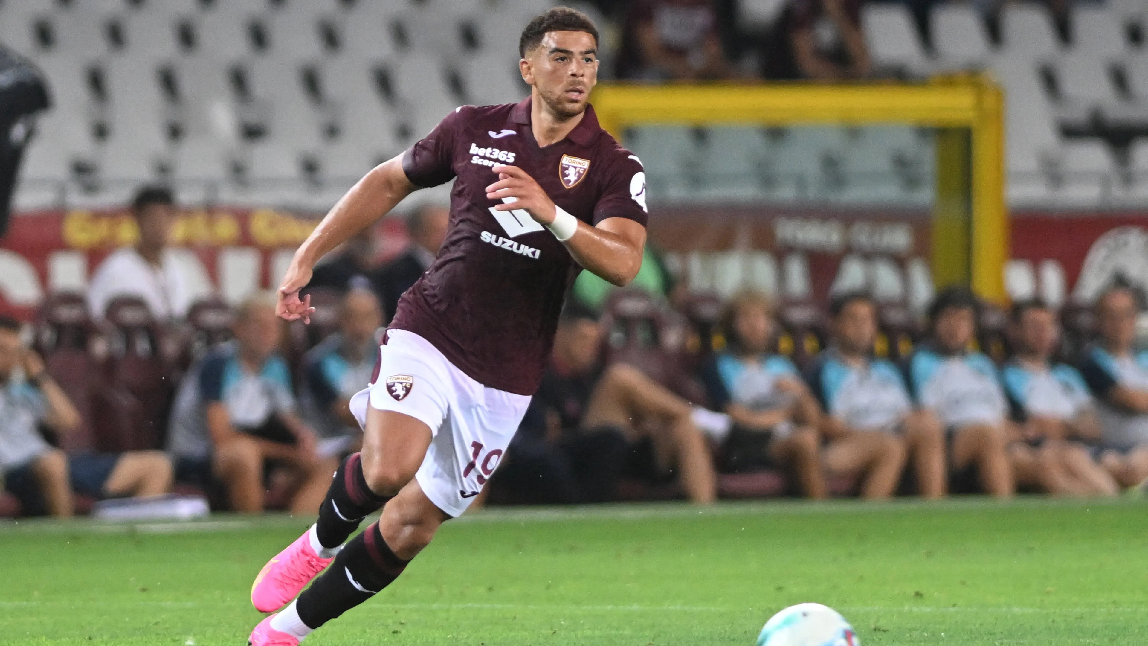 Calciomercato Torino, aria di addio per Che Adams: c'è la Premier League