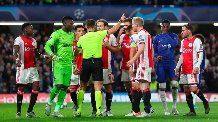 /images/c/h/e/chelsea-ajax.jpg