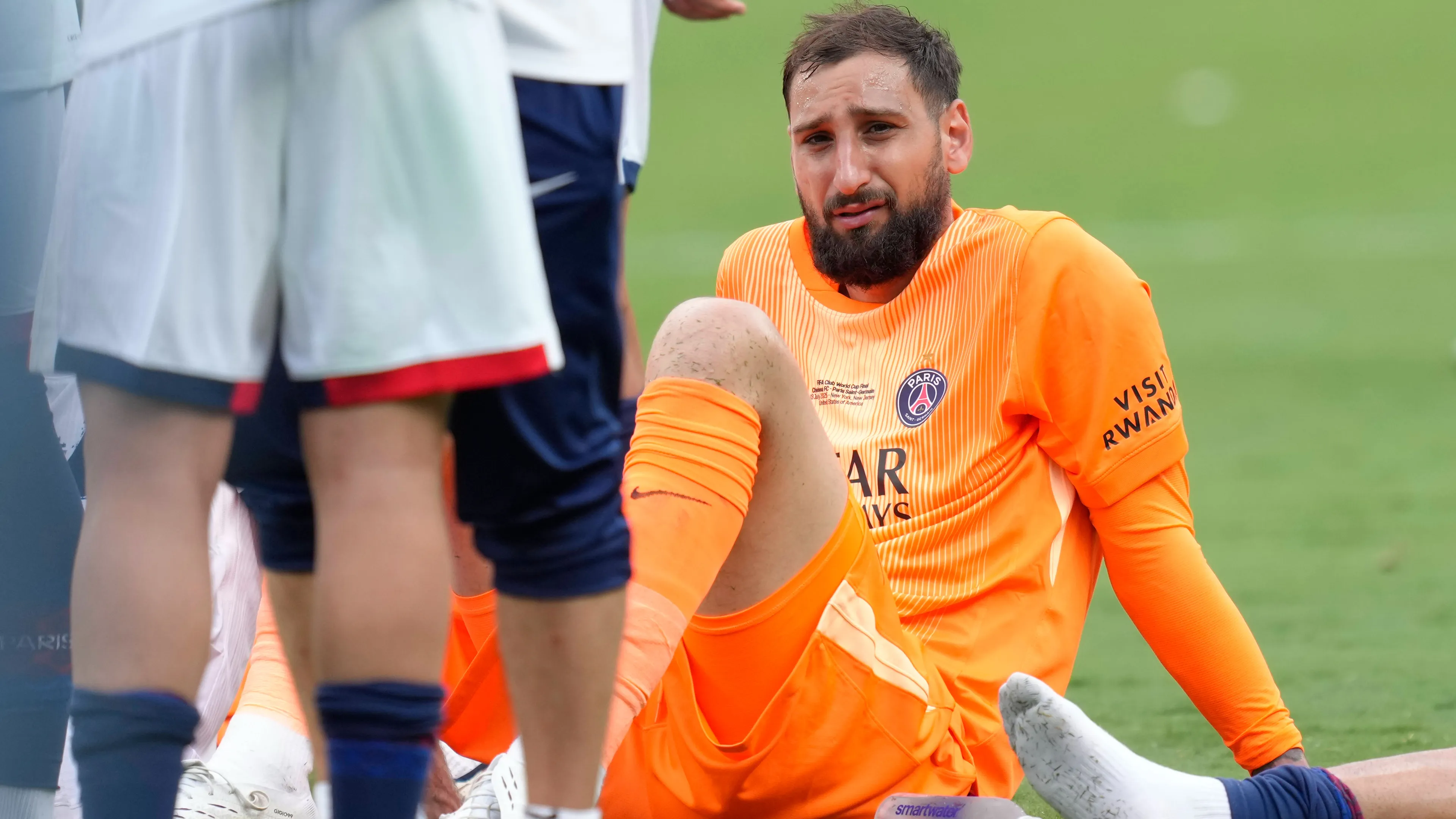 Donnarumma-Psg, il rinnovo si complica: ecco di quanto vogliono ridurgli l'ingaggio