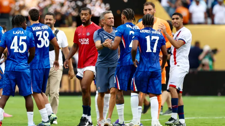 /images/c/h/e/chelsea-vs-psg-finais-da-copa-do-mundo-de-clubes-da-fifa-2025-spo-chelsea-vs-psg-finals-fifa-club-world-cup-2025-july-13-2025-new-jersey-usa-psg-coach-luis-enrique-attacked-joao-pedro-of-chelsea-after-the-soccer-match-valid-for-the-final-of-fifa-club-world-cup-2025-at-metlife-stadium-in-new-jersey-chelsea-won-3-0-credit-niyi-fote-thenews2-foto-niyi-fote-thenews2-imago-images-spo-copyright-xniyixfotexjpg_1752487705441.jpg