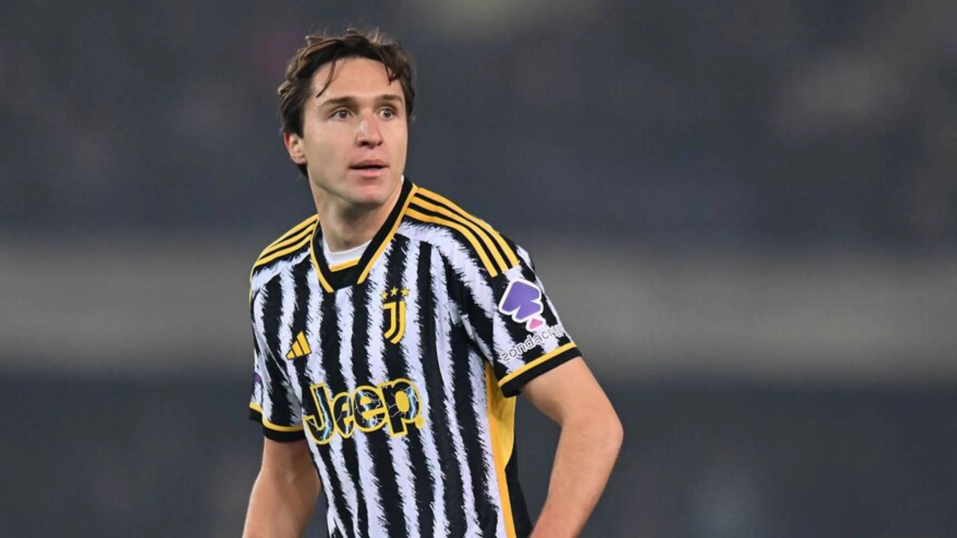 Copertina di Juve, offerta del Liverpool per Chiesa. Si allontana il Barcellona