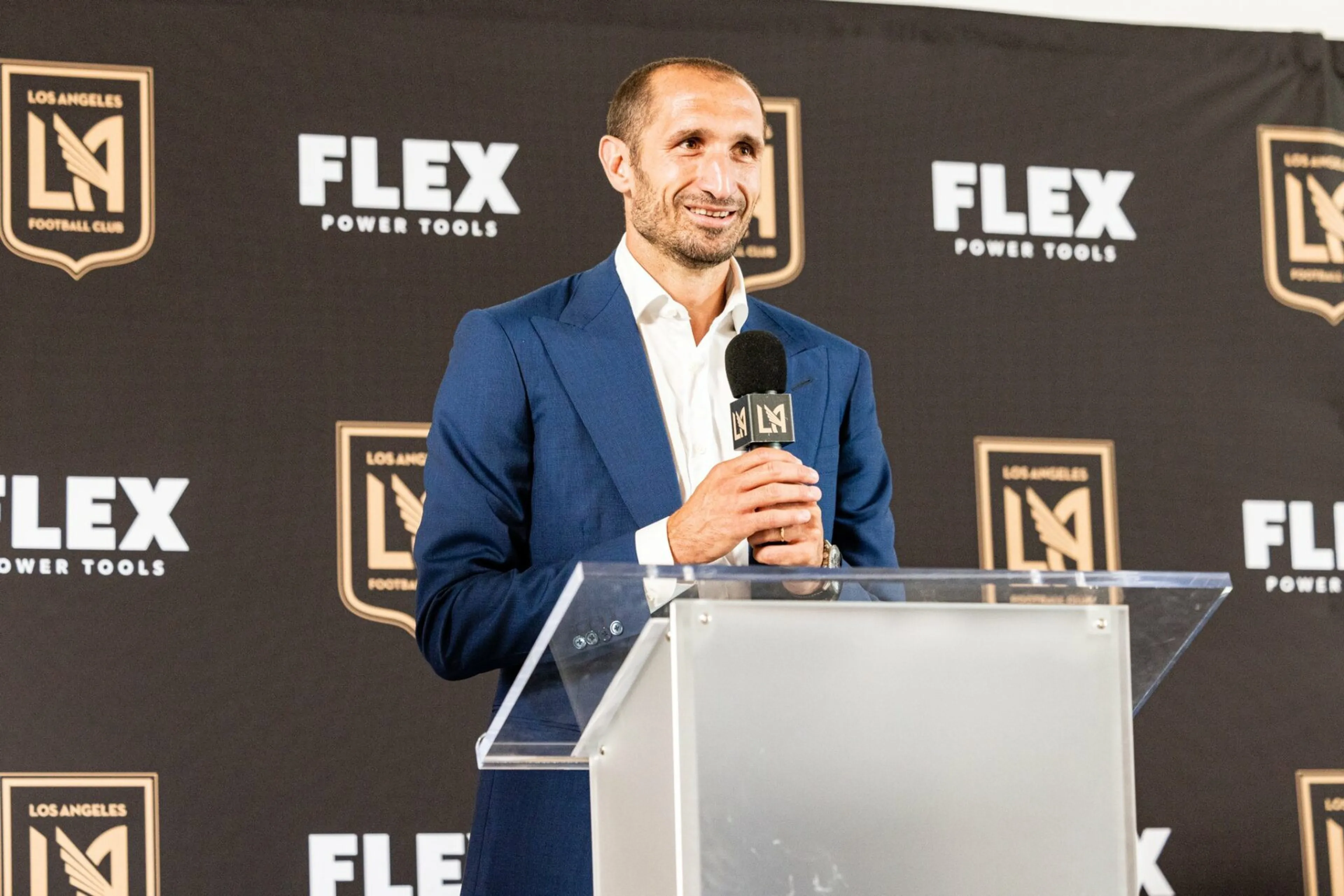 Copertina di Chiellini: “Ai tempi di Mourinho sono stato vicino al Real. Vi svelo uno dei miei rimpianti”