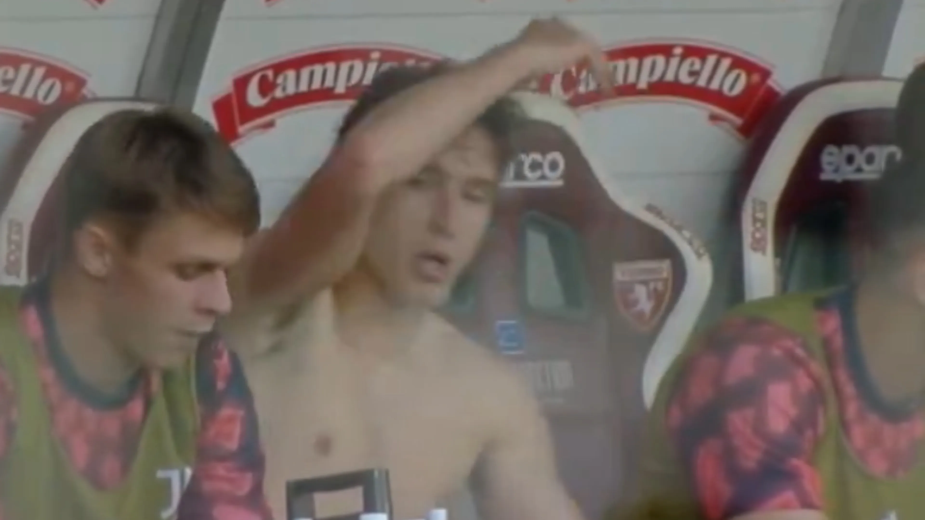 Copertina di Il labiale di Chiesa ad Allegri è emblematico: non lo sopporta più! (VIDEO)