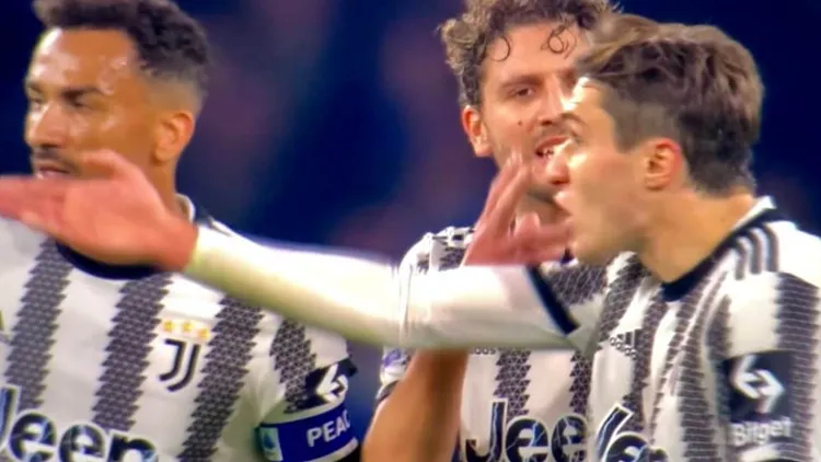 /images/c/h/i/chiesa-napoli-juve.jpg