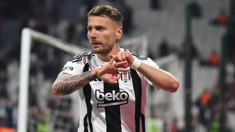 /images/c/i/r/ciro-immobile-of-besiktas-celebrates-after-scoring-the-fourth-goal-of-his-team-with-teammates-during-the-turkish-super-league-match-between-besiktas-and-hatayspor-at-tupras-stadium-on-april-25-2025-in-istanbul-turkey-photo-by-seskimphoto-besiktas-v-hatayspor-turkish-super-league-jpg_1750857117390.jpg
