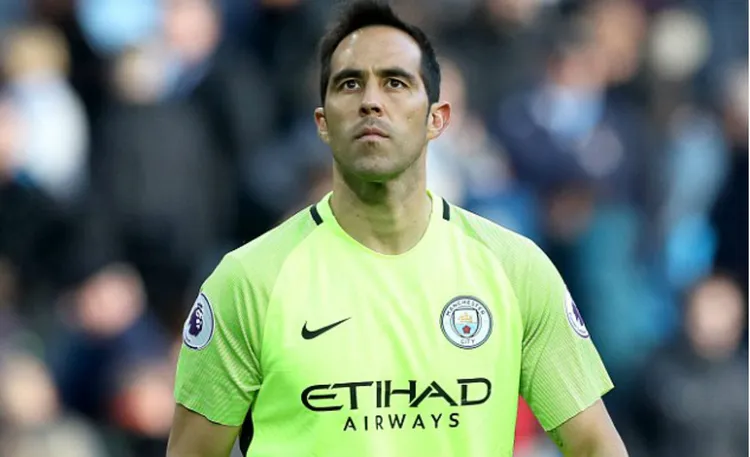 /images/c/l/a/claudio-bravo.jpg