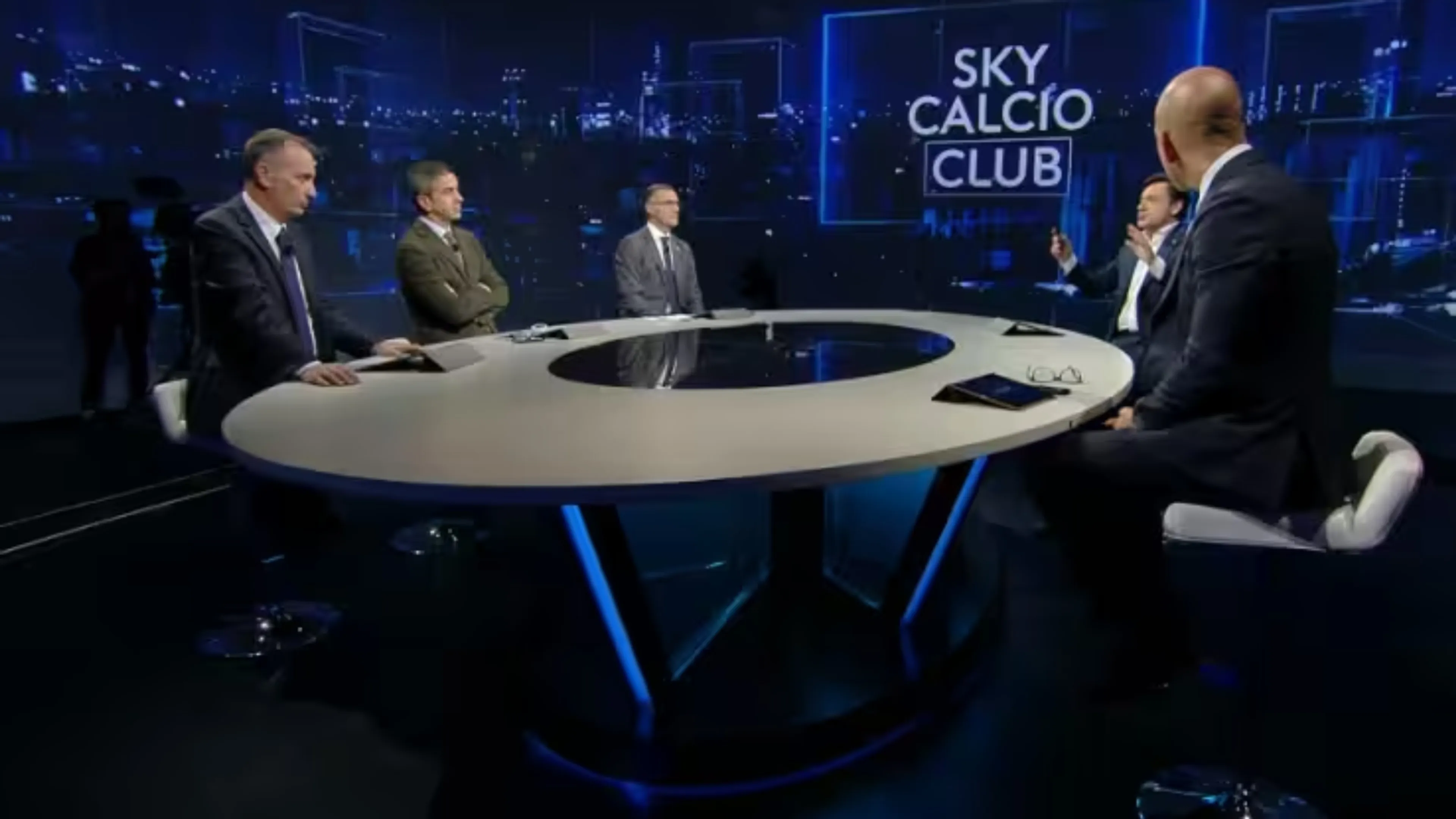 Di Canio, che gaffe con Caressa: svela per che squadra tifa il commentatore (VIDEO)