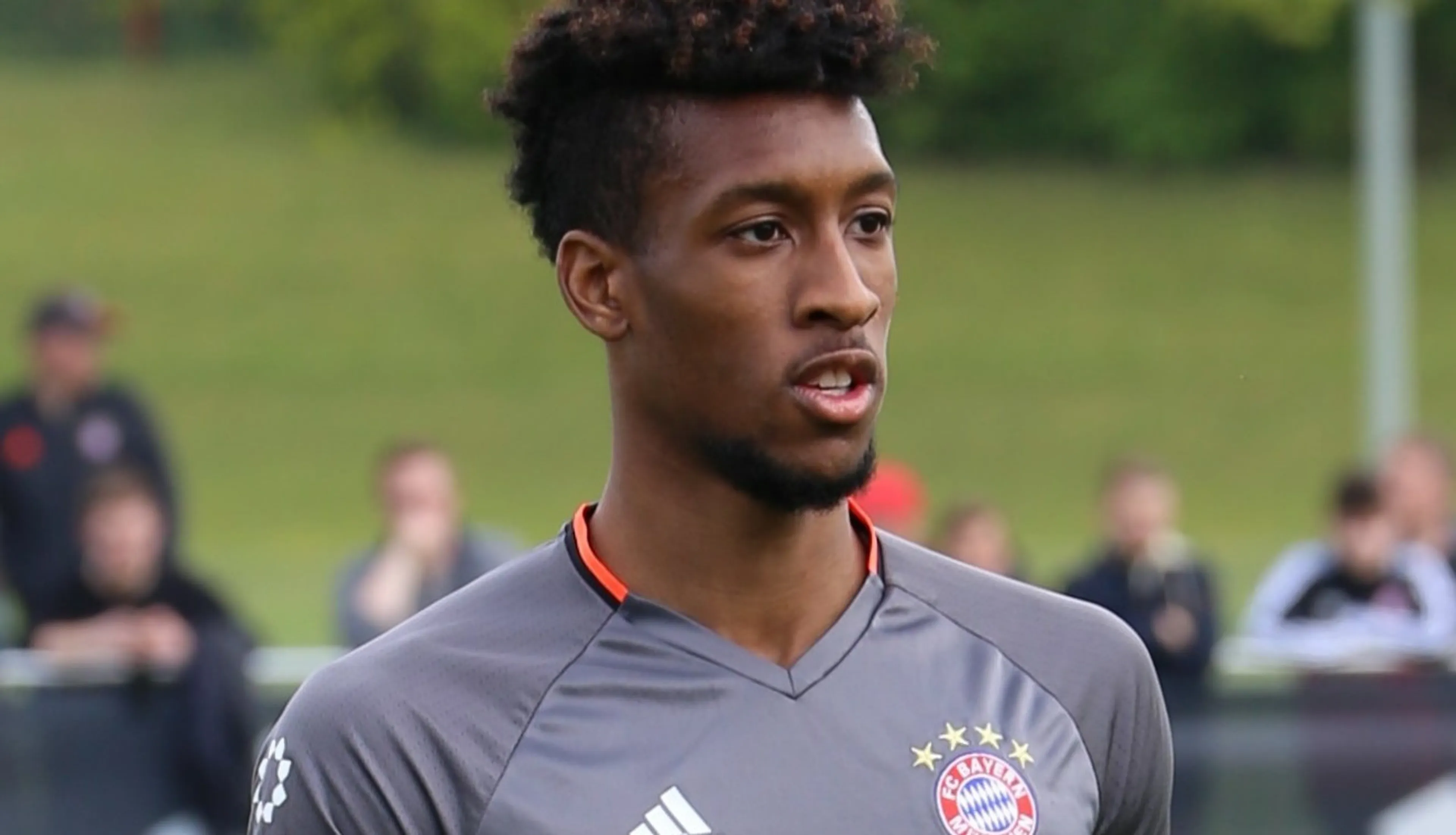 Copertina di Nuovo crack per Coman. Un talento che non trova pace