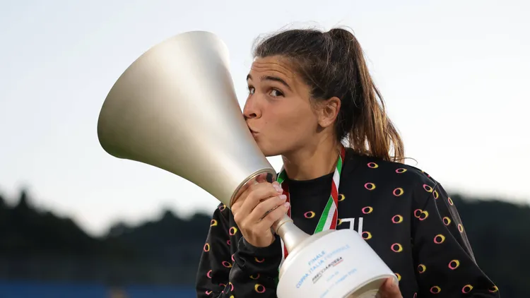 /images/c/o/m/como-italy-17th-may-2025-sofia-cantore-of-juventus-kisses-the-trophy-following-the-4-0-victory-in-the-juventus-vs-as-roma-coppa-italia-final-match-at-stadio-giuseppe-sinigaglia-como-picture-credit-should-read-jonathan-moscrop-sportimage-editorial-use-only-no-use-with-unauthorised-audio-video-data-fixture-lists-club-league-logos-or-live-services-online-in-match-use-limited-to-120-images-no-video-emulation-no-use-in-betting-games-or-single-club-league-player-publications-spi155jmjuveromafemmci-spi-3933-0155jpg_1750364423442.jpg