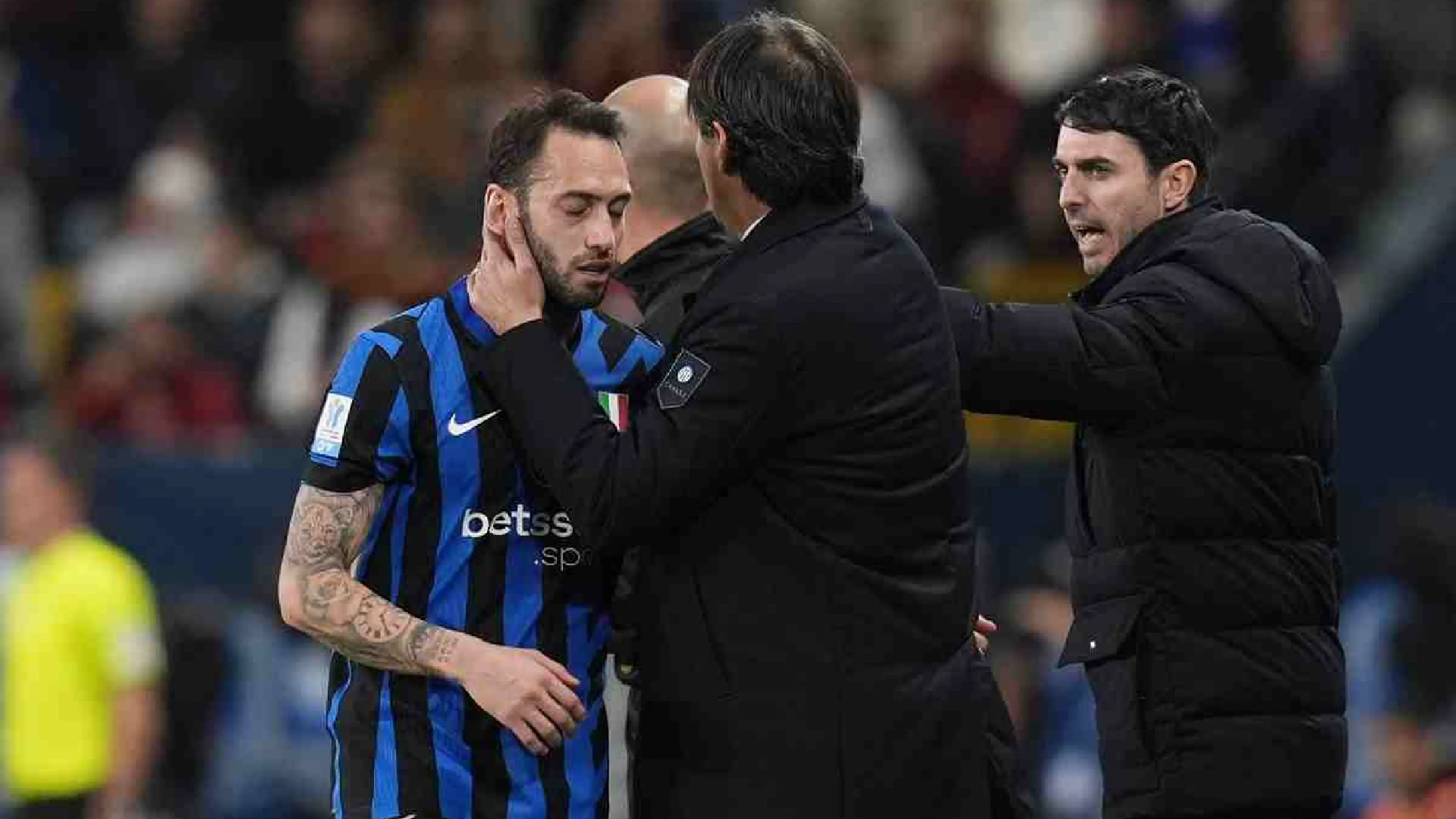 Inter, infortunio Calhanoglu: l'esito degli esami, tempi di recupero e quante partite salta