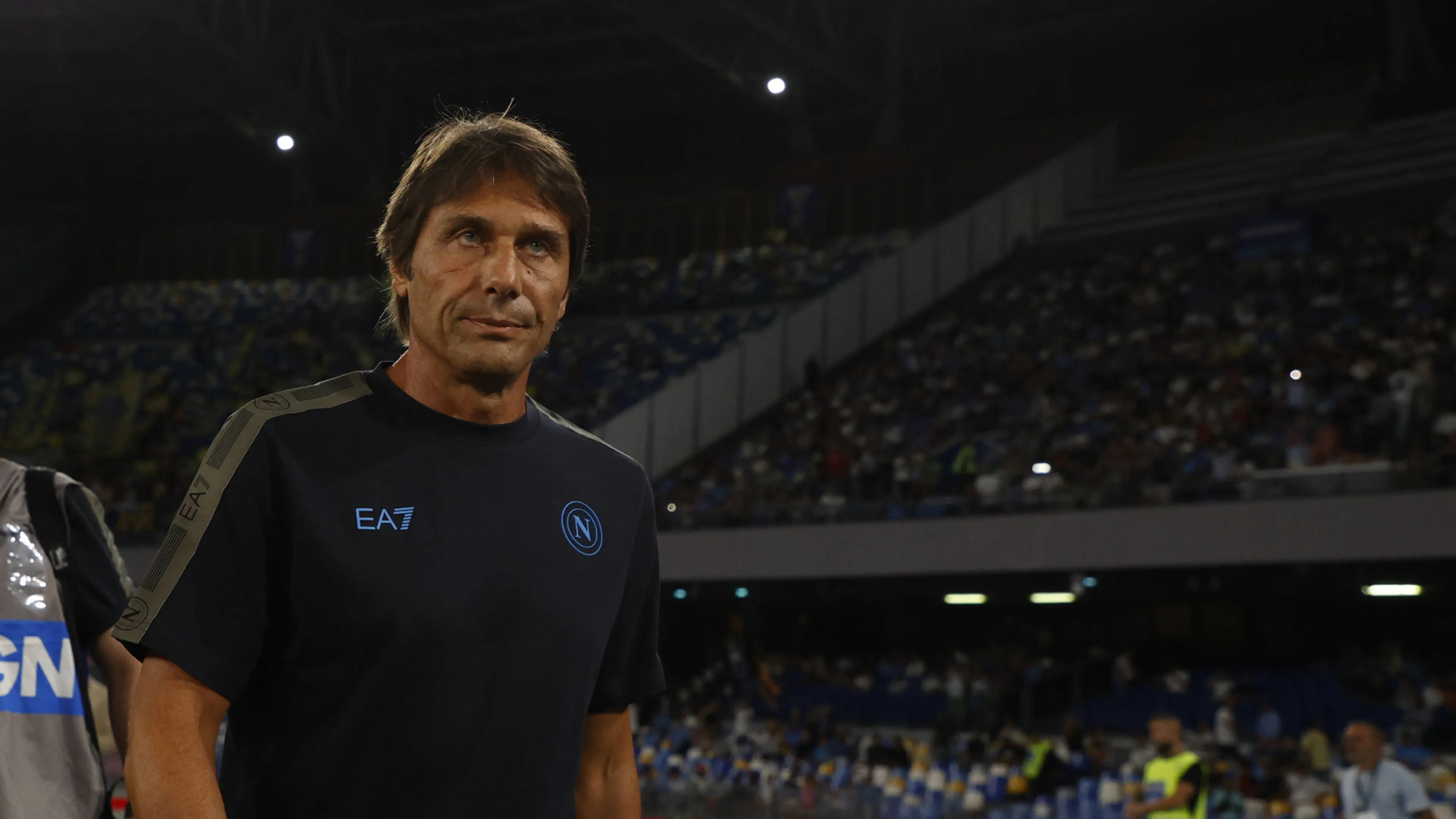 Copertina di Conte gela i tifosi del Napoli: "Ma quale organico da scudetto?"