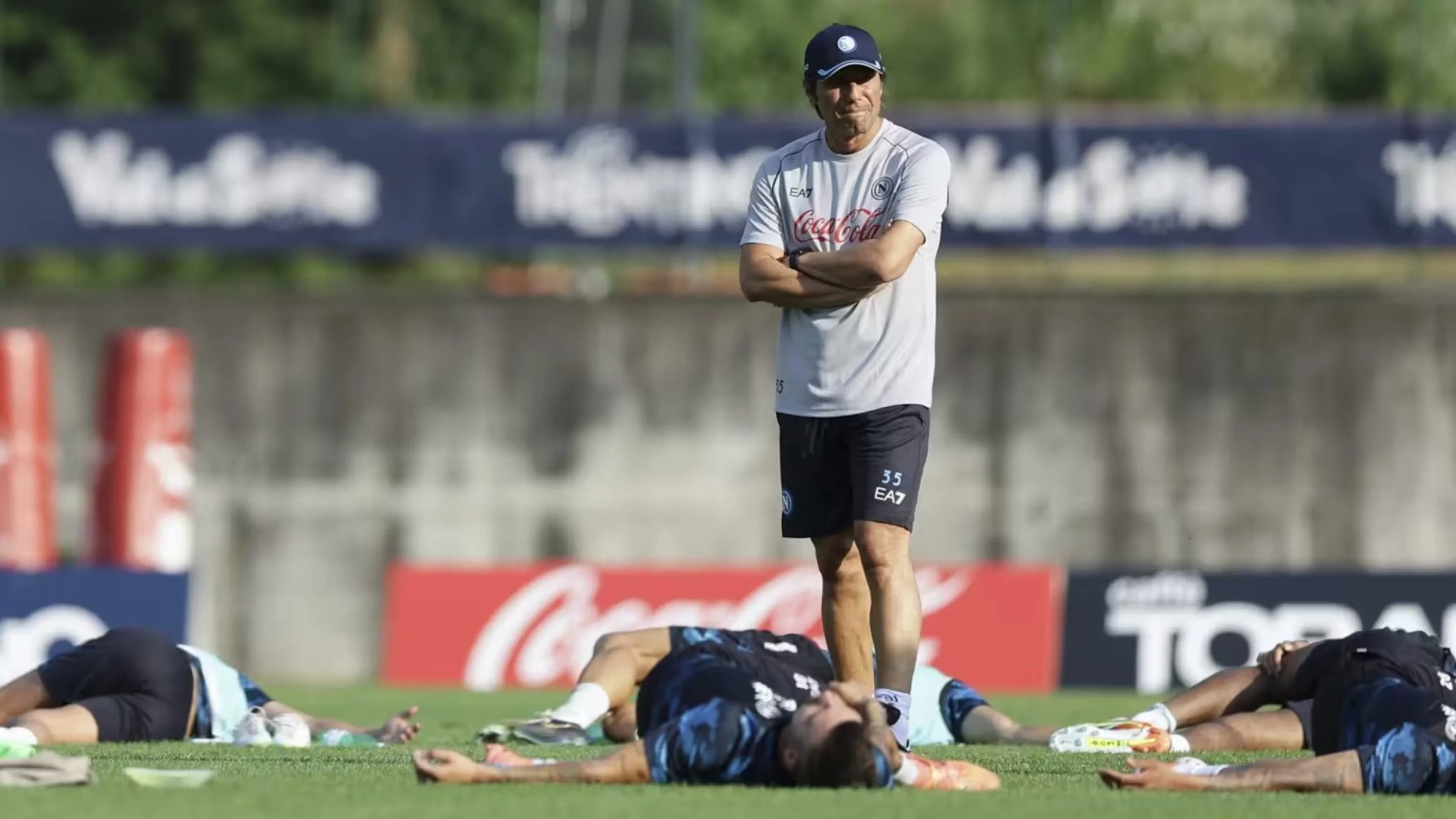 Copertina di Conte non perdona: ne fa fuori 6 dopo averli visti a Dimaro