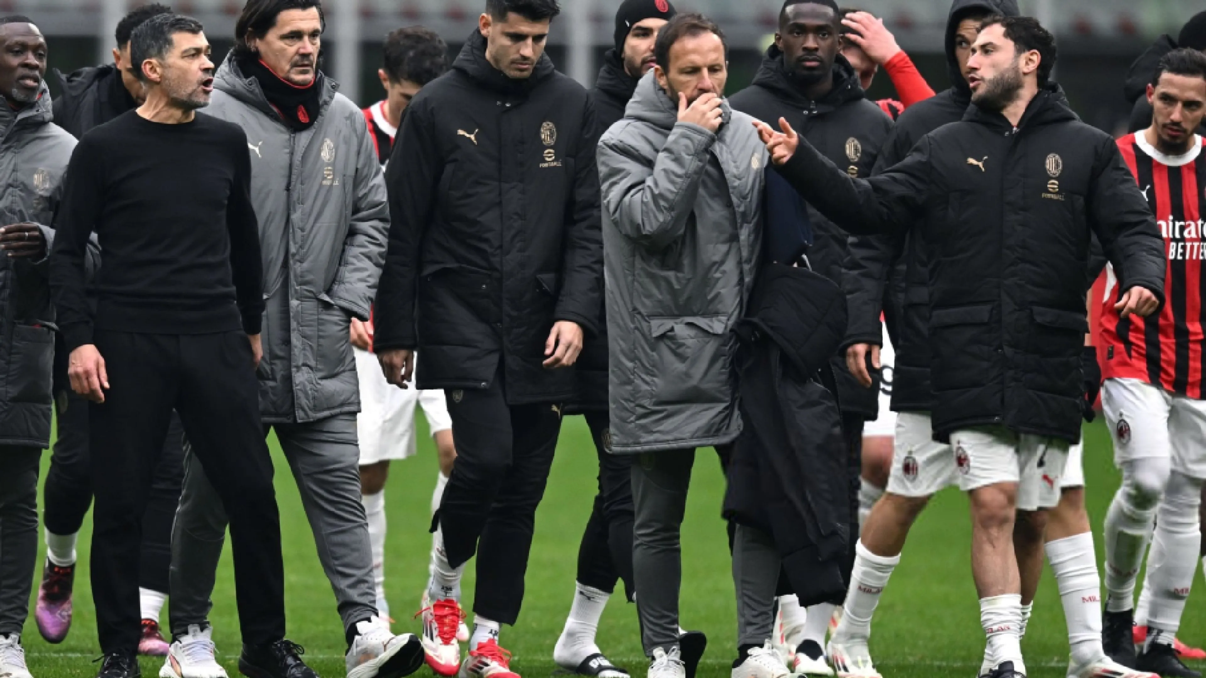 Copertina di Nonostante la vittoria nervi tesi in casa Milan: scontro Conceicao-Calabria al triplice fischio (VIDEO)
