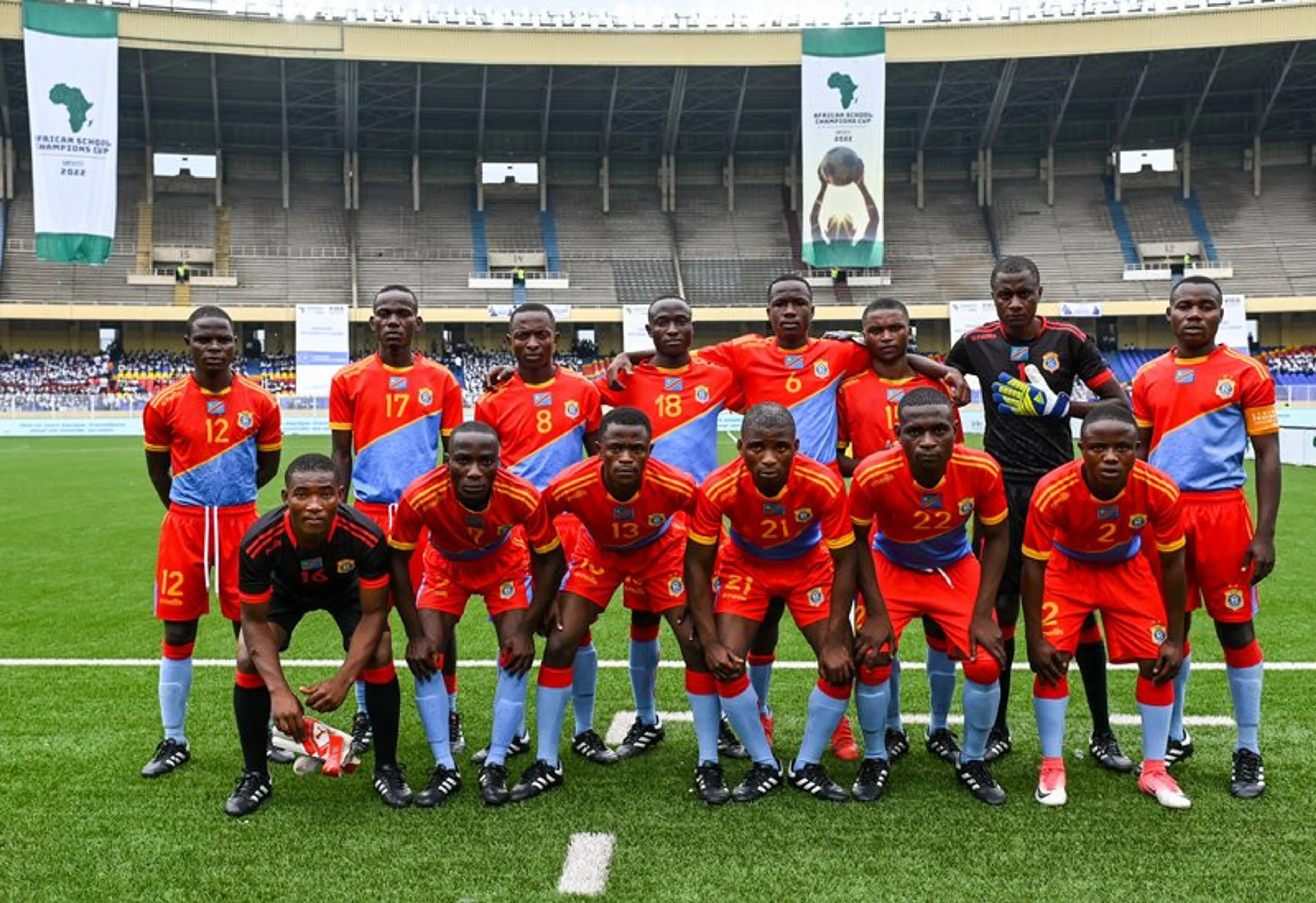 Copertina di Coppa d’Africa studentesca, vince il Congo ma ci sono dubbi sull’età: “Hanno davvero 16 anni?” (FOTO)