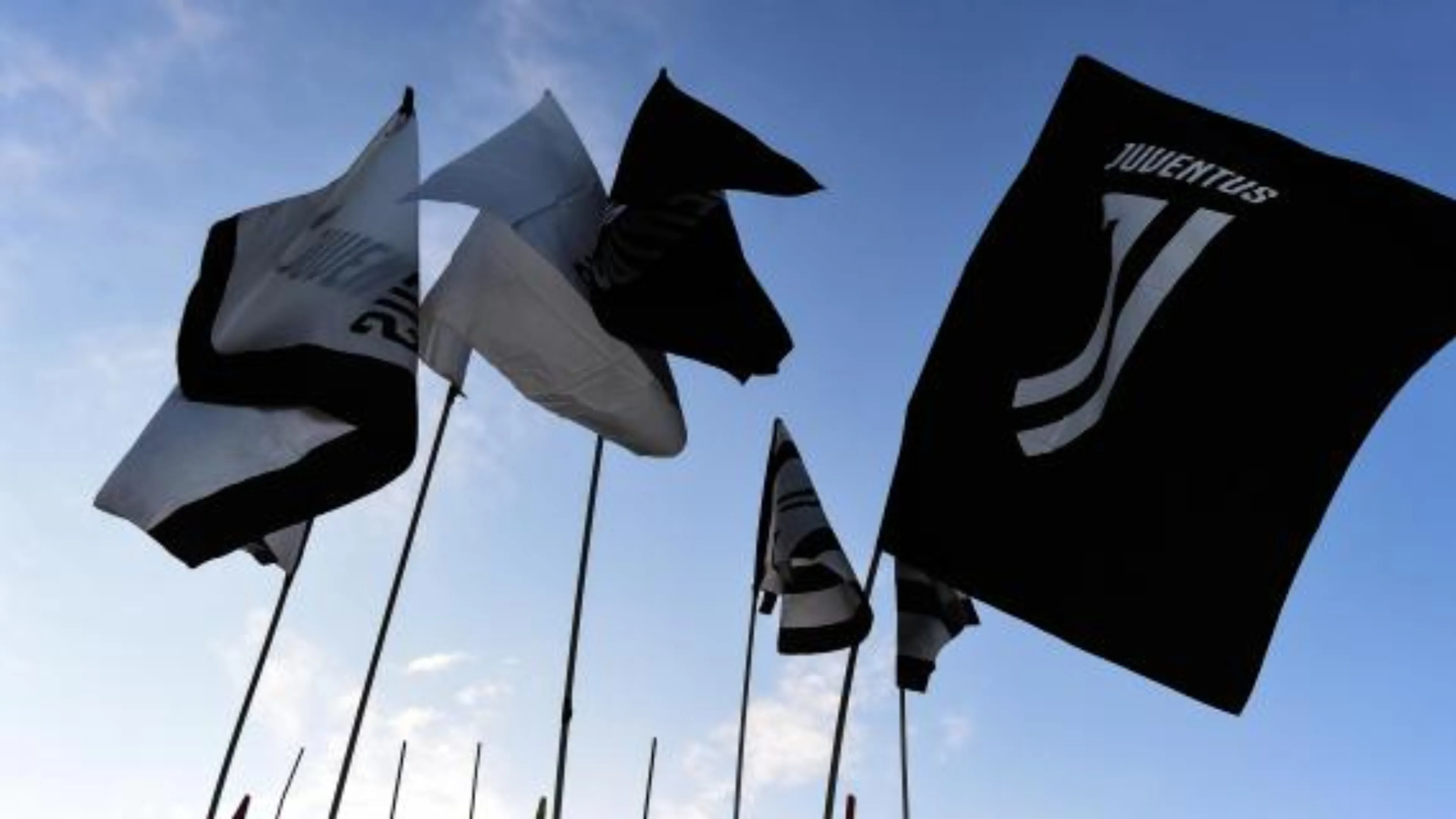 Copertina di La Consob accusa la Juventus: "Bilancio 2022 non conforme". Il club replica