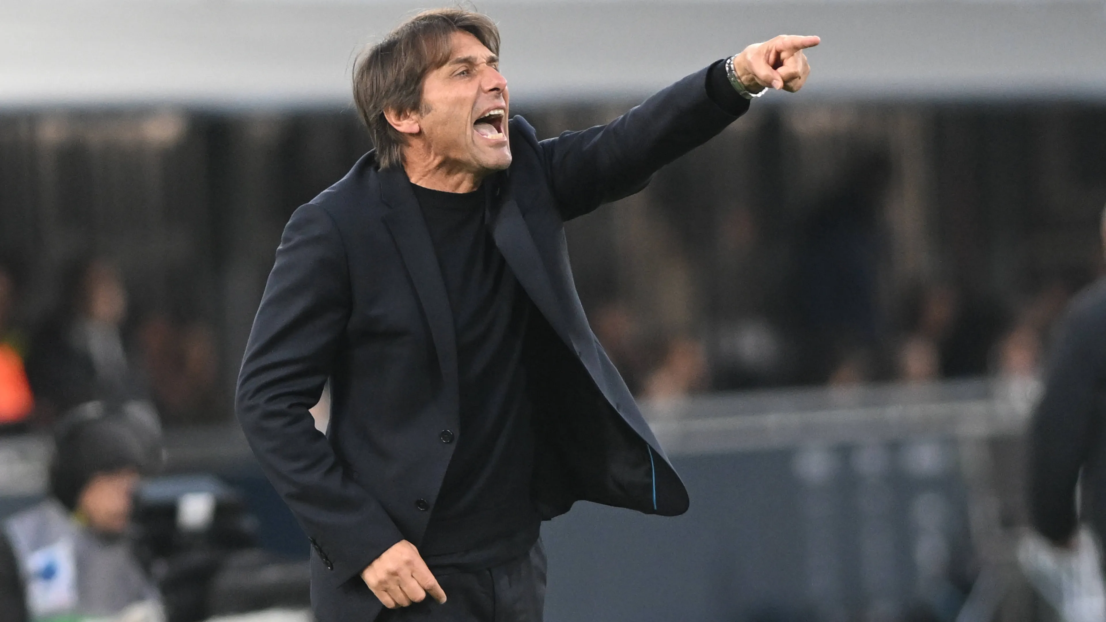 Napoli, Conte sbotta con la squadra: ecco cosa ha rinfacciato l'allenatore ai suoi