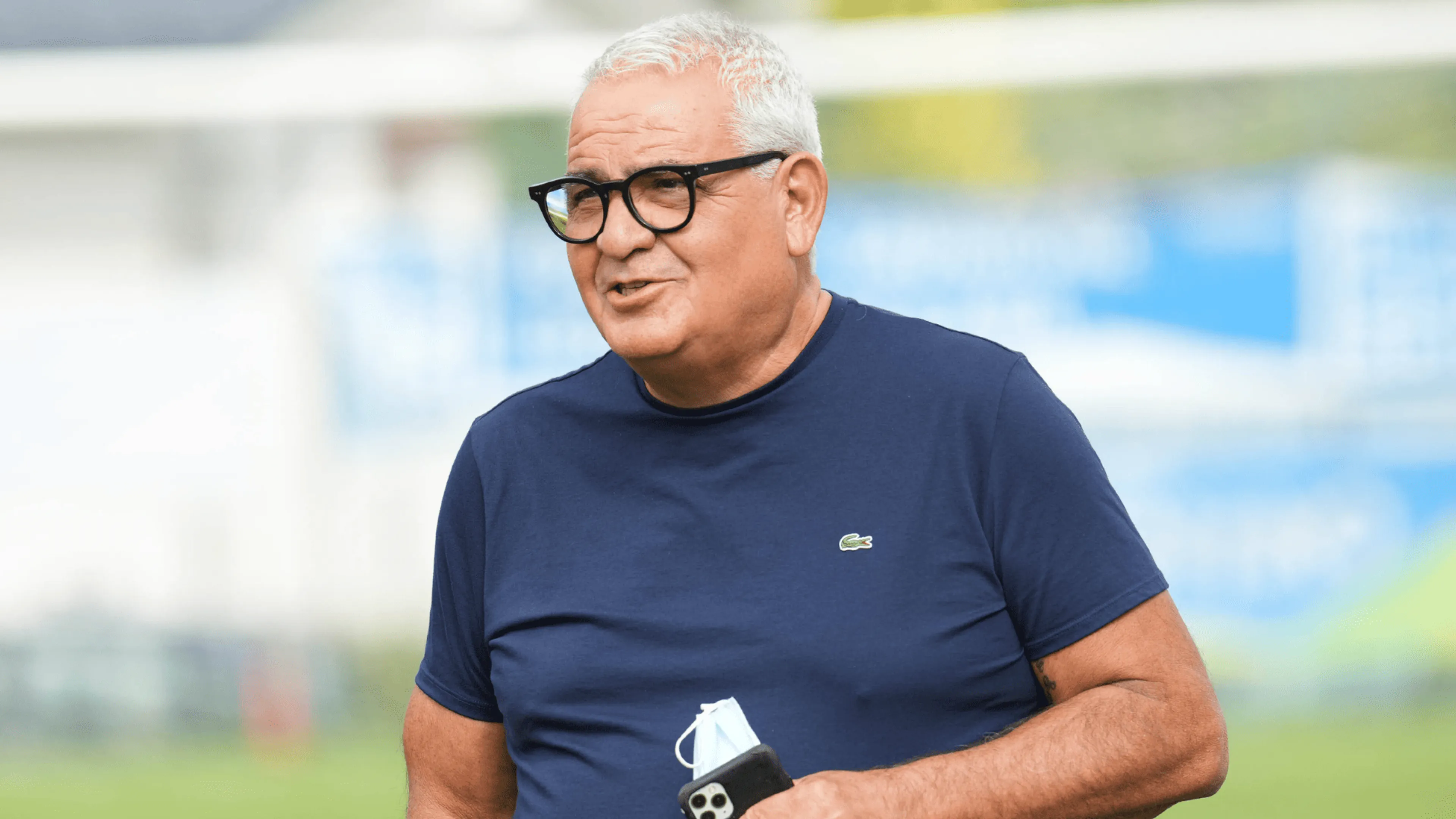 Copertina di Corvino a luci rosse: "Sesso prima della partita? Una tro..ata non fa mai male!"