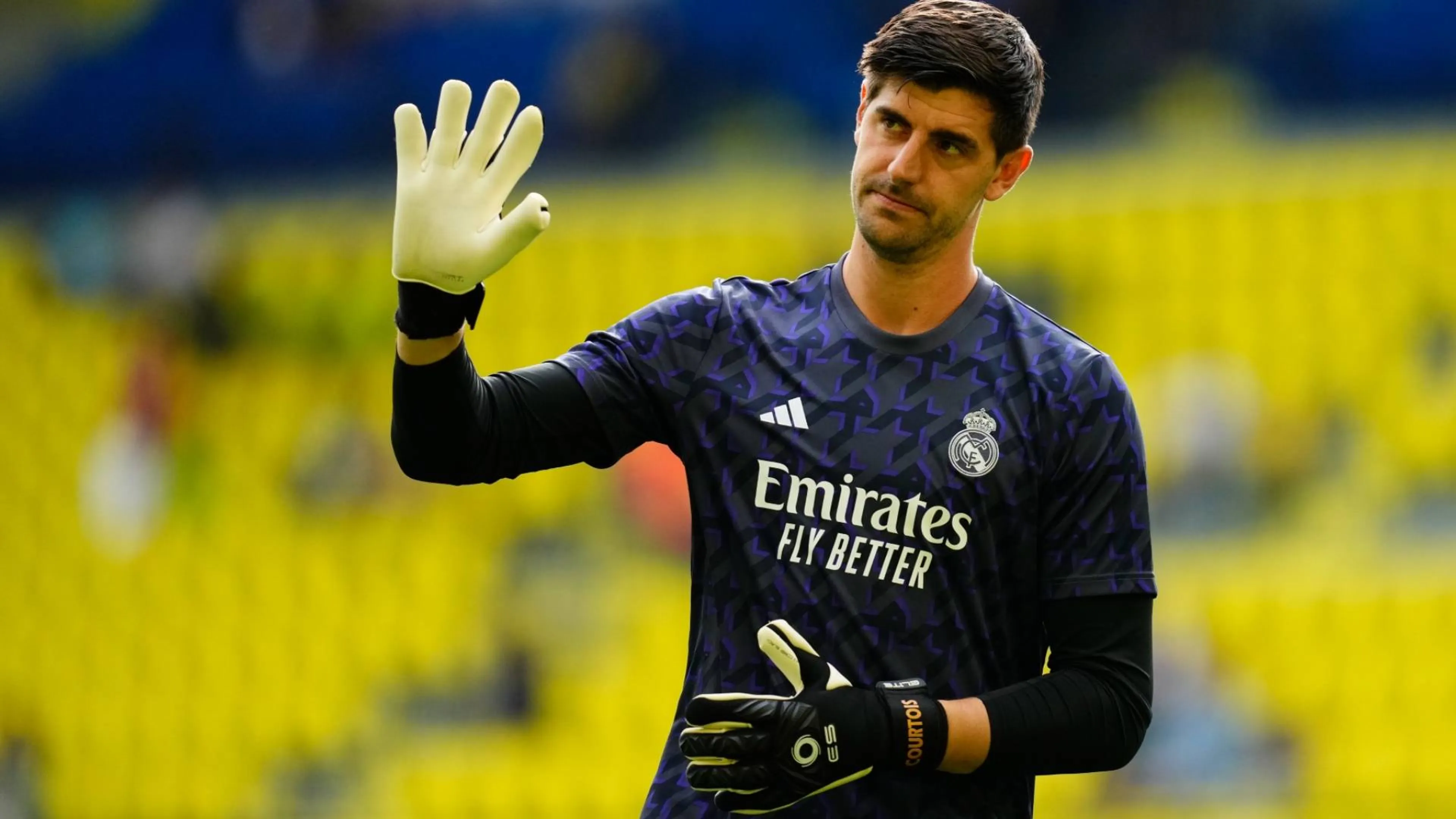 Copertina di Belgio, Tedesco lascia a casa Courtois. La reazione del portiere scatena le polemiche