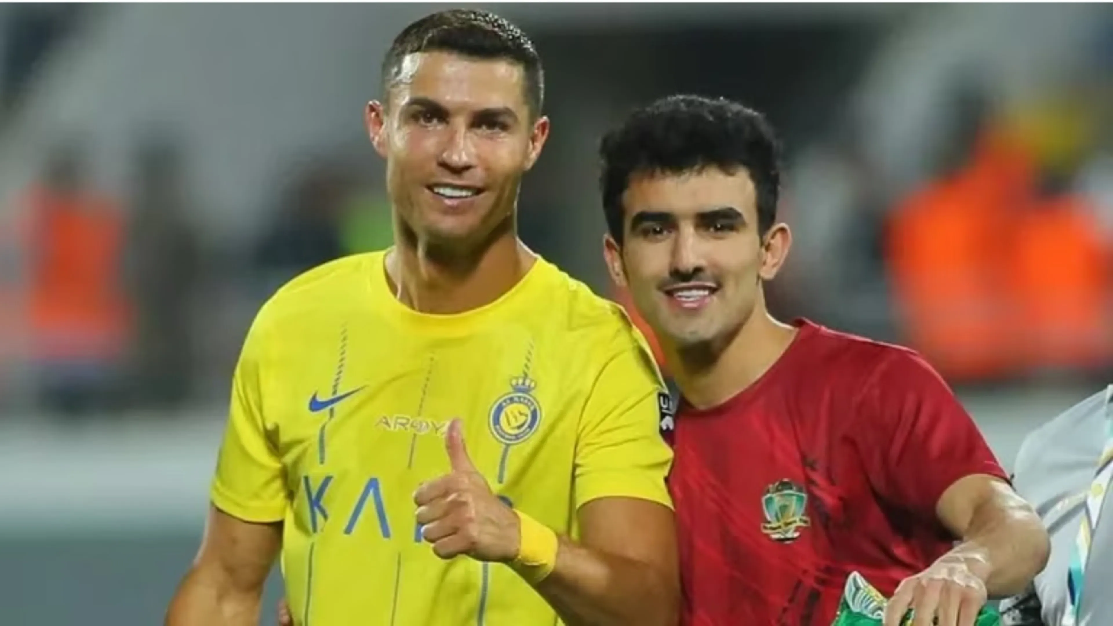 Chiede una foto a CR7, poi lo sfotte su Instagram