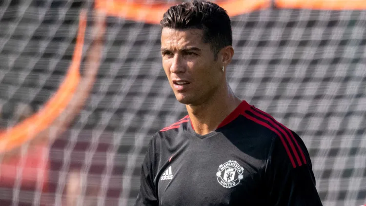 /images/c/r/i/cristiano-ronaldo-7.jpg