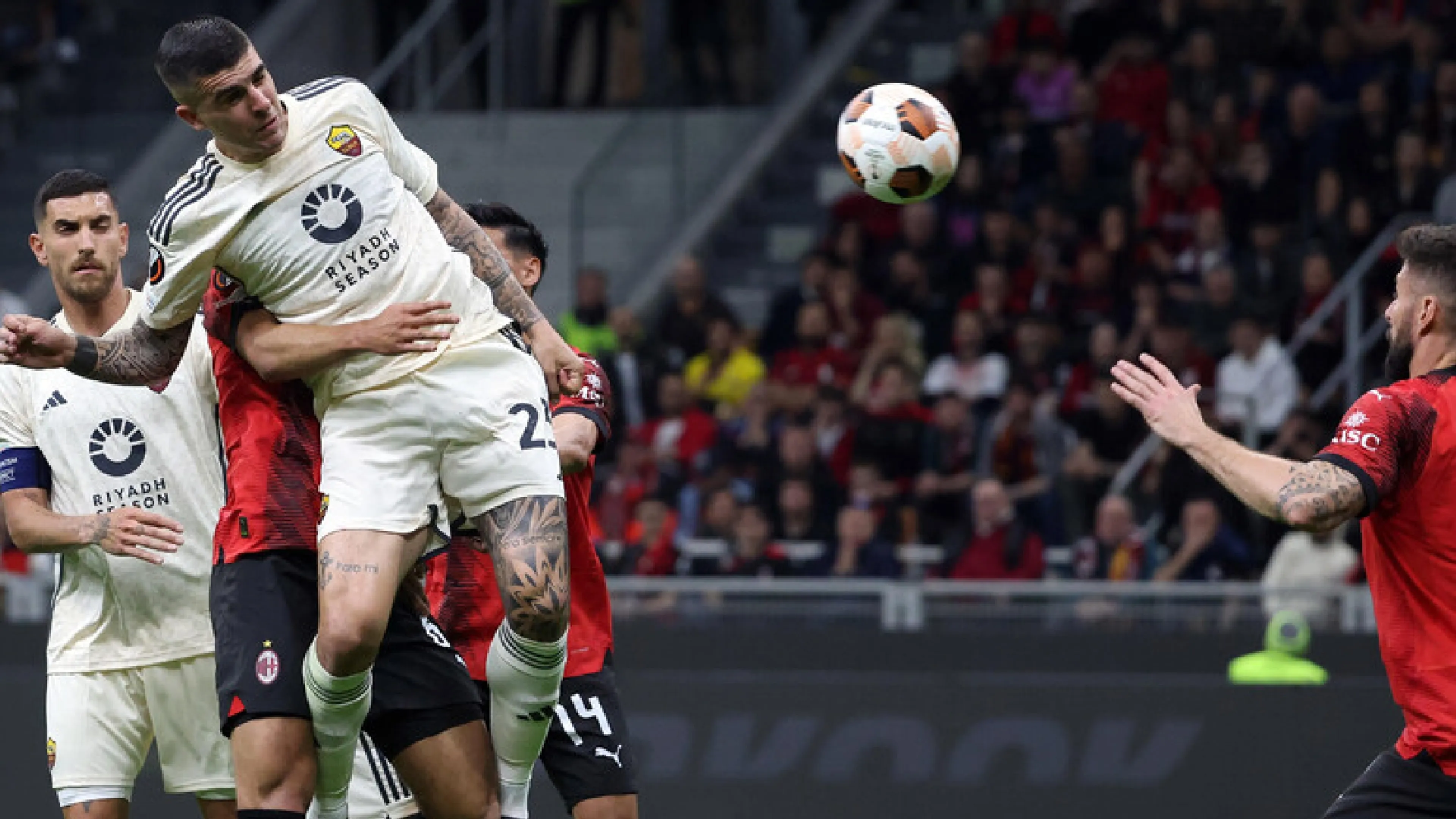 Copertina di Milan-Roma: ancora Mancini, ai giallorossi il primo round