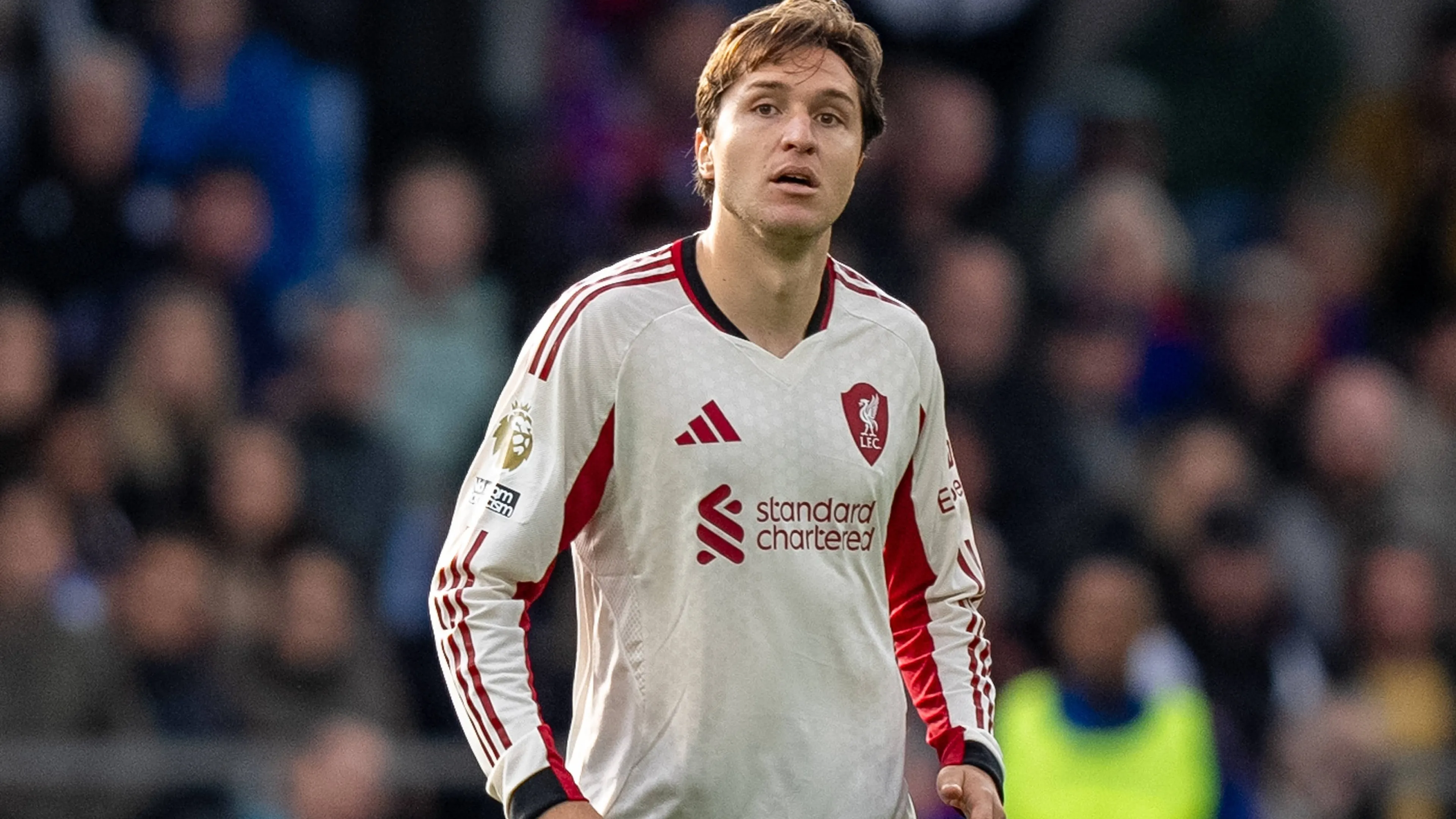 Liverpool, Chiesa out contro il Galatasaray. Slot: "Meglio non rischiarlo"