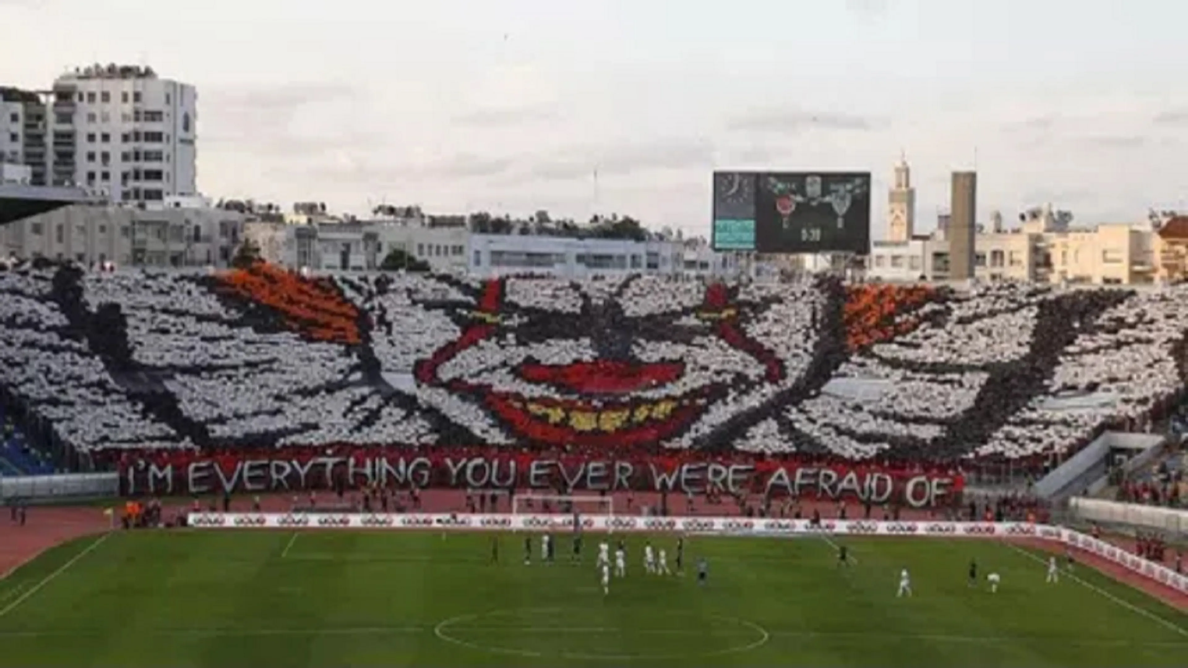 Dal Marocco la coreografia più spaventosa e orrorifica del calcio (FOTO/VIDEO)
