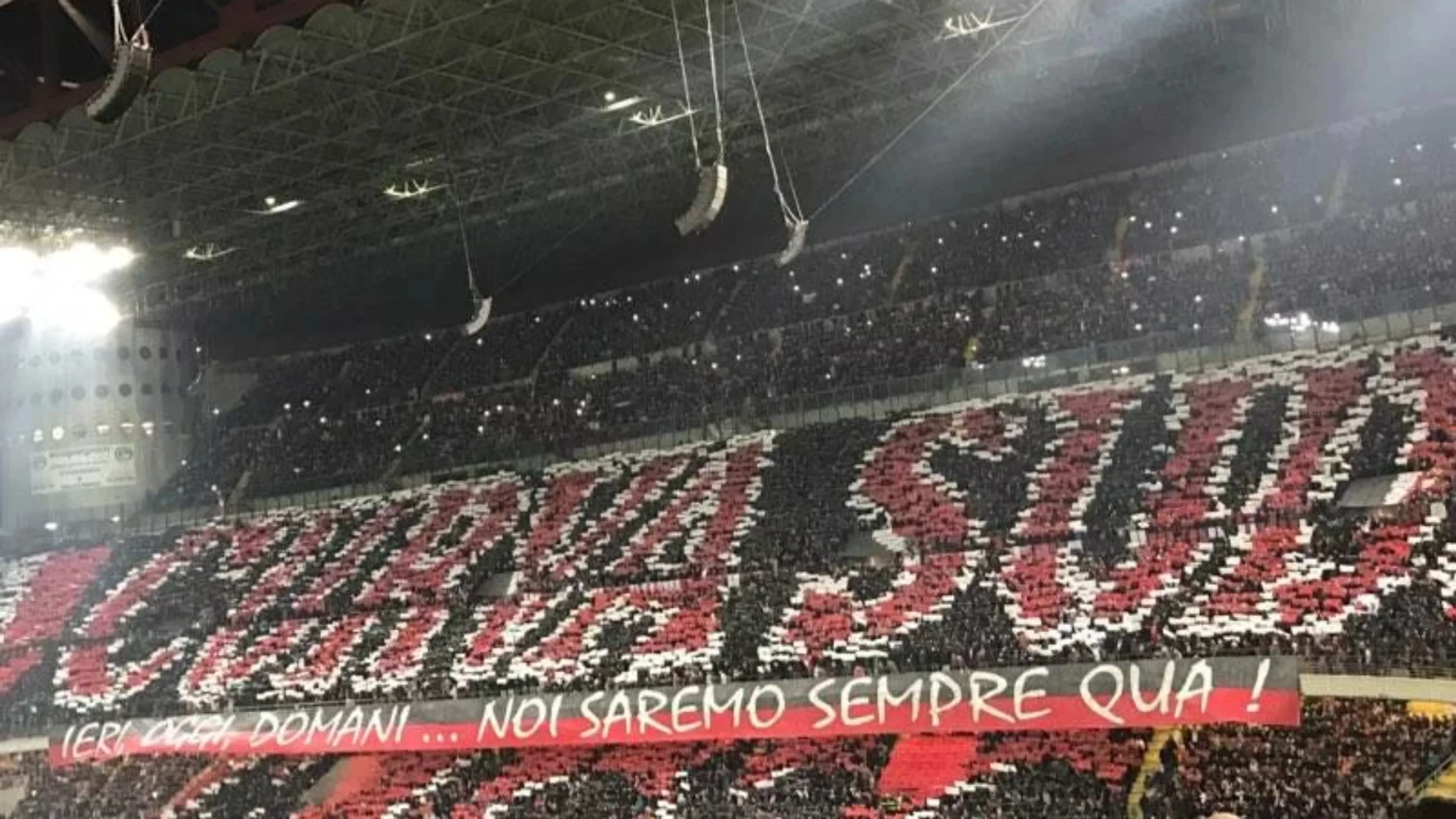 Copertina di Milanisti all'ultima spiaggia: si appellano al "nemico" per far perdere la Champions all'Inter (FOTO)
