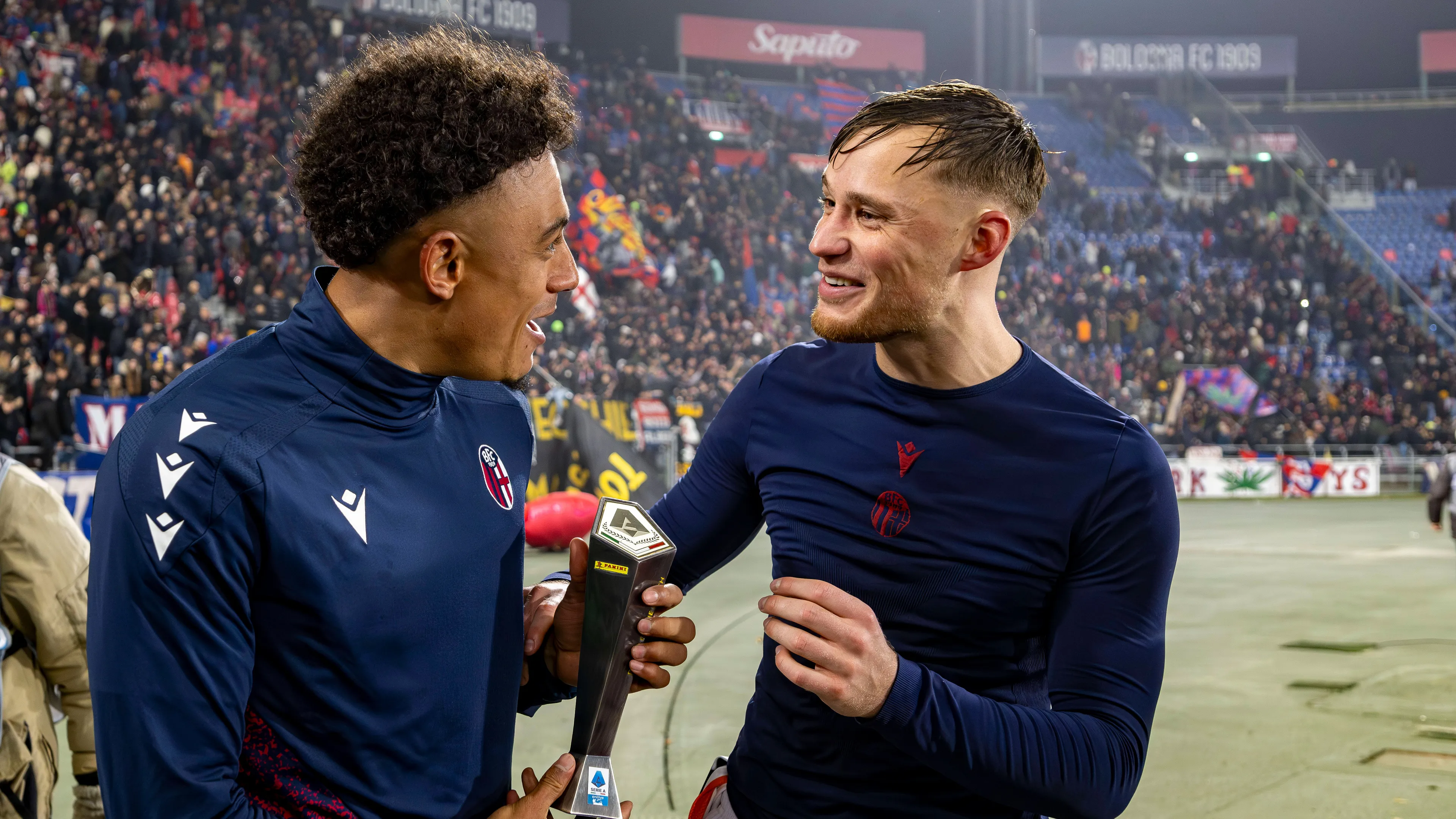 Calciomercato Napoli, Ndoye si allontana? Sullo svizzero piomba il Borussia Dortmund. E il Bologna alza il prezzo