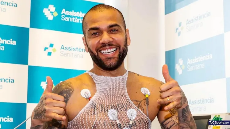 /images/d/a/n/dani-alves-1-1.jpg