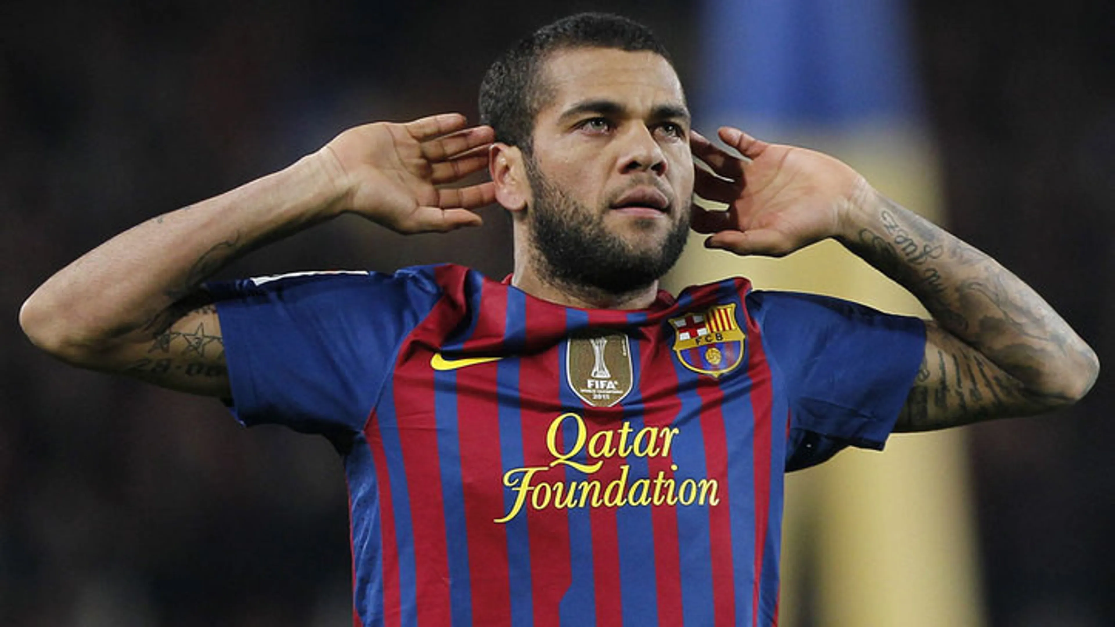 Copertina di Dani Alves si offre al Barcellona, ma il club catalano lo scarta