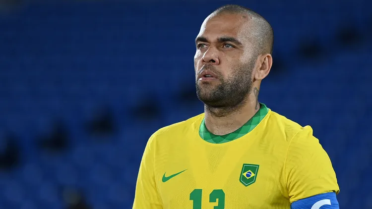 /images/d/a/n/dani-alves-brasile-1.jpg