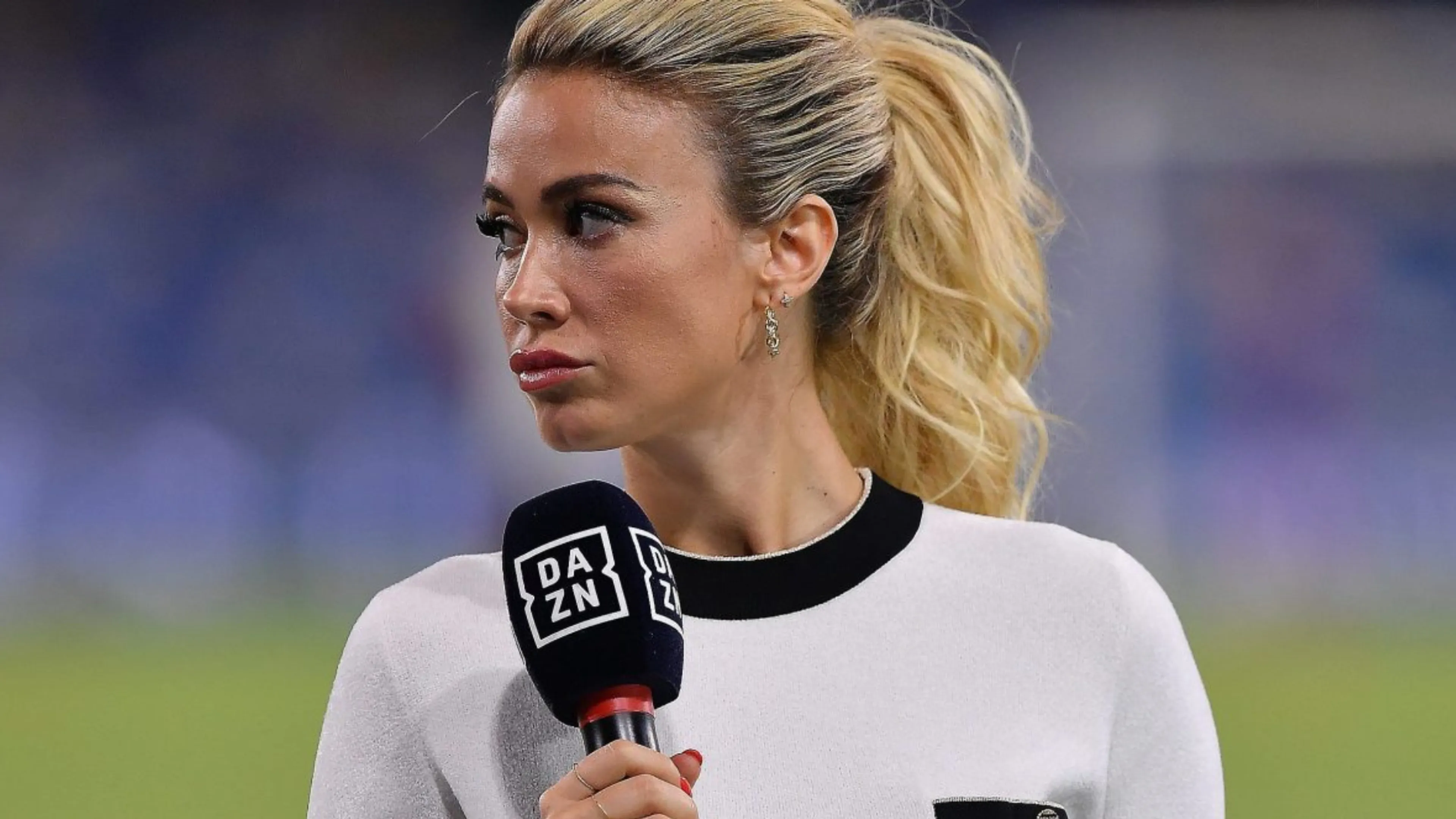 Copertina di Dazn crollano gli ascolti: il calo rispetto a un anno fa è notevole! Ecco i dati