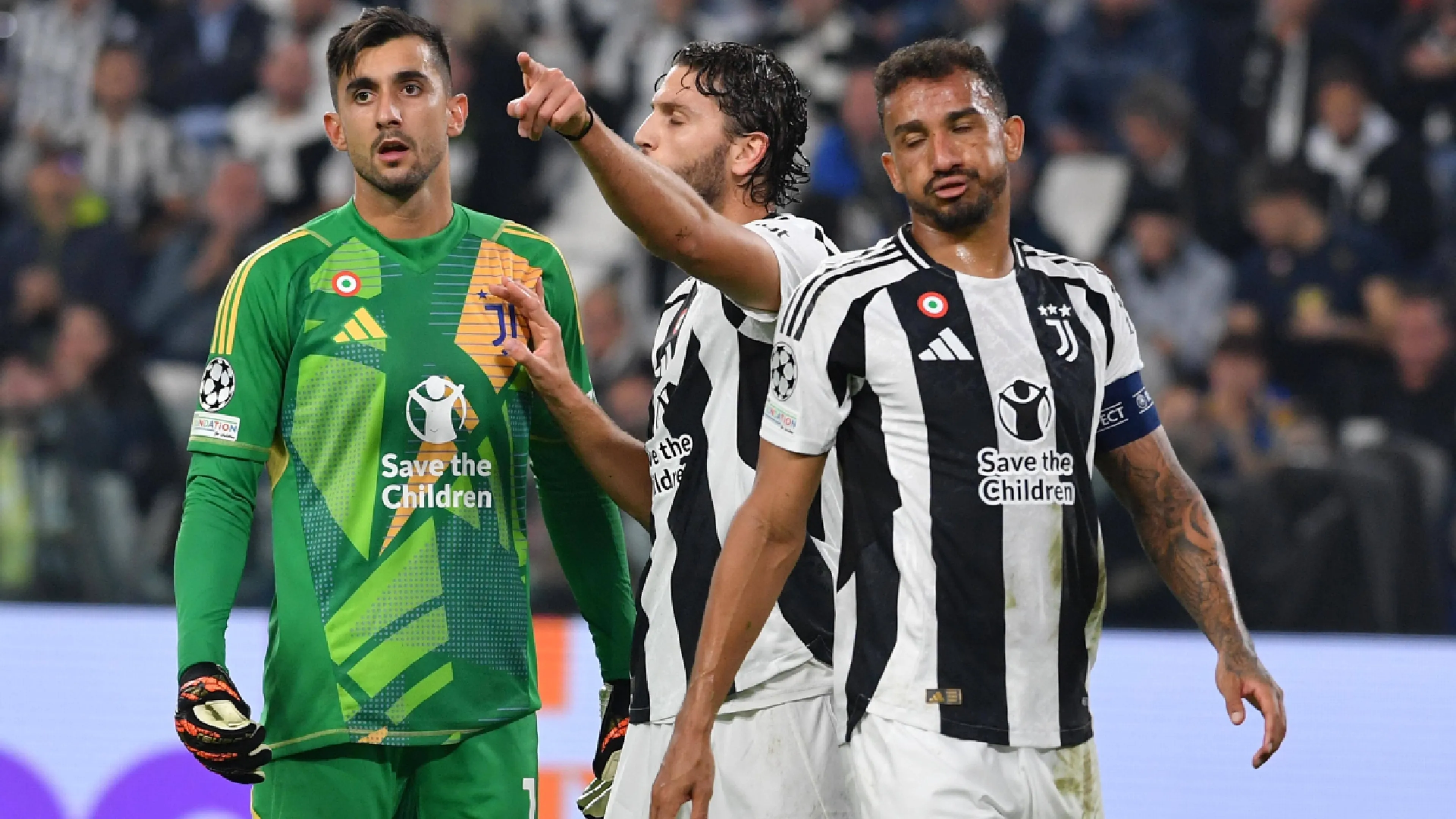 Copertina di Danilo, disastro Champions: ora la Juve sembra orientata a prendere una decisione drastica