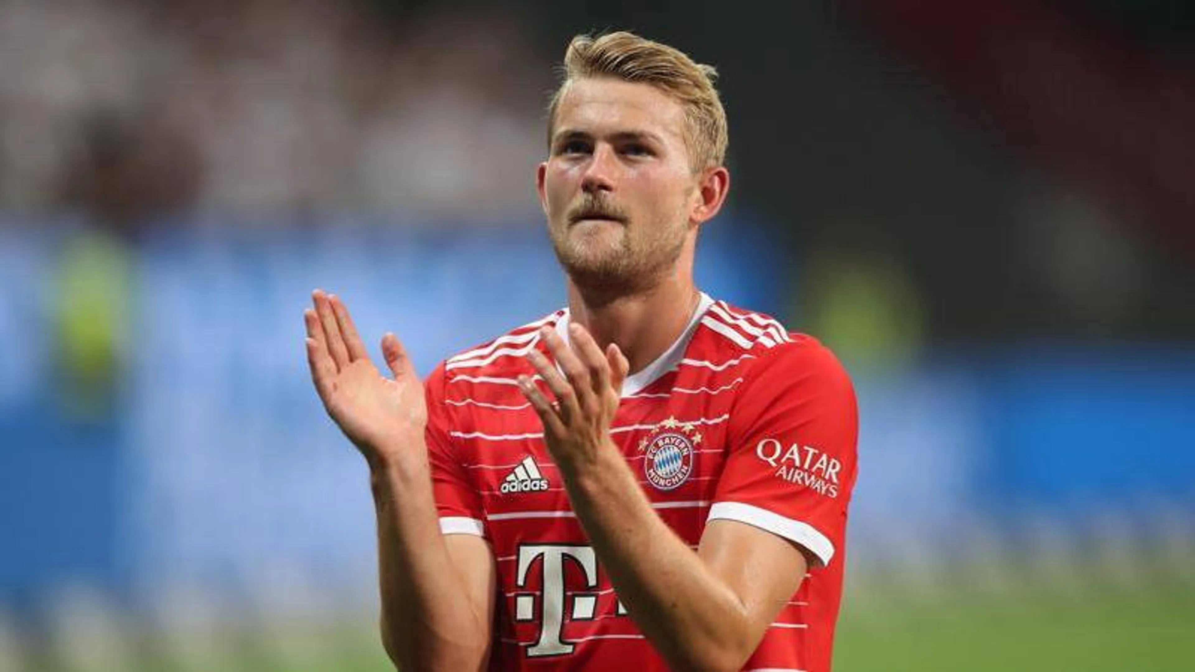 Copertina di de Ligt risponde a Bonucci: “Nessun attacco alla Juve, non ho mancato di rispetto al club”