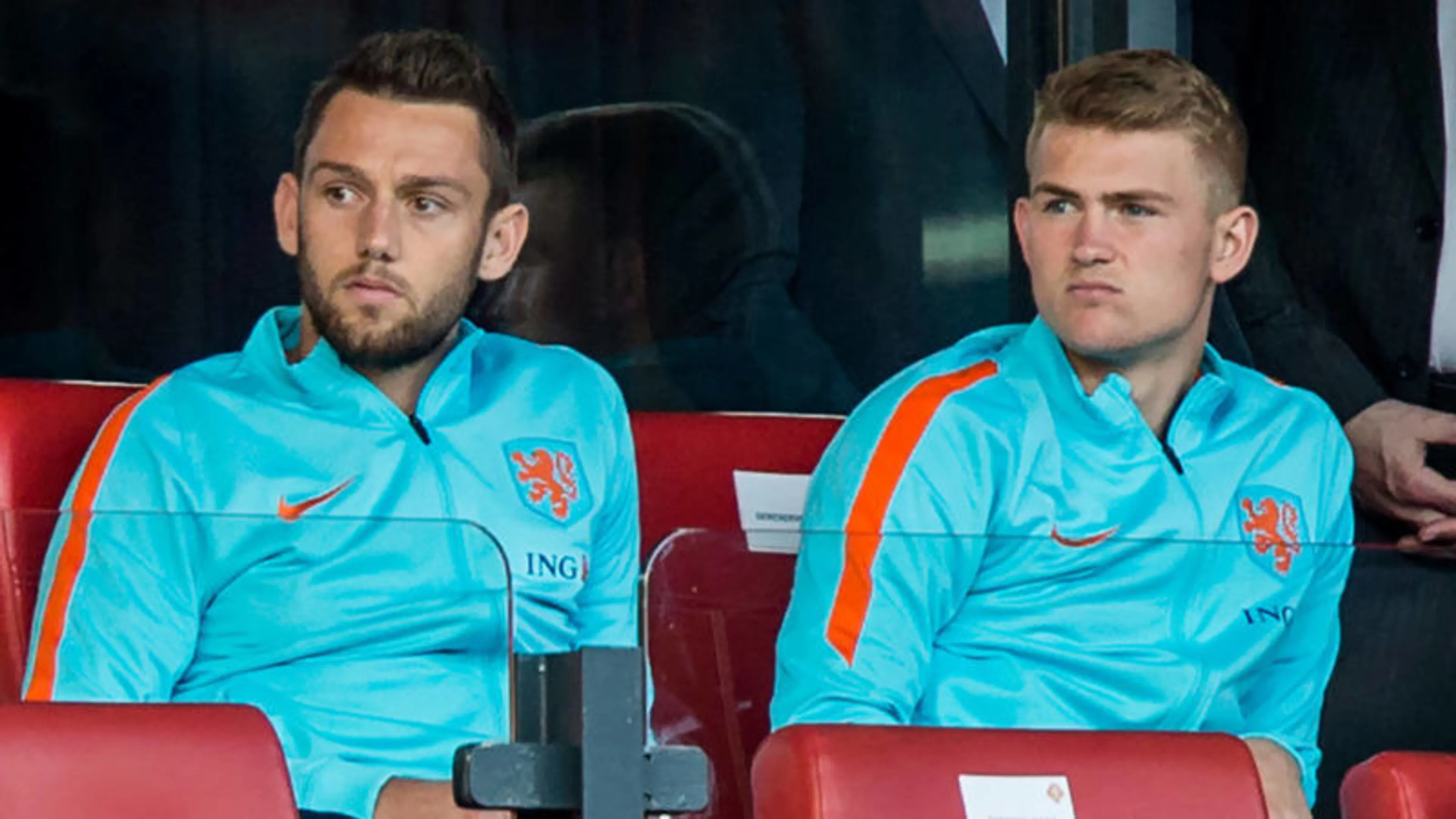 Copertina di De Ligt deluso: “Siamo fuori per colpa mia”. De Vrij lo difende: “È un grande difensore”