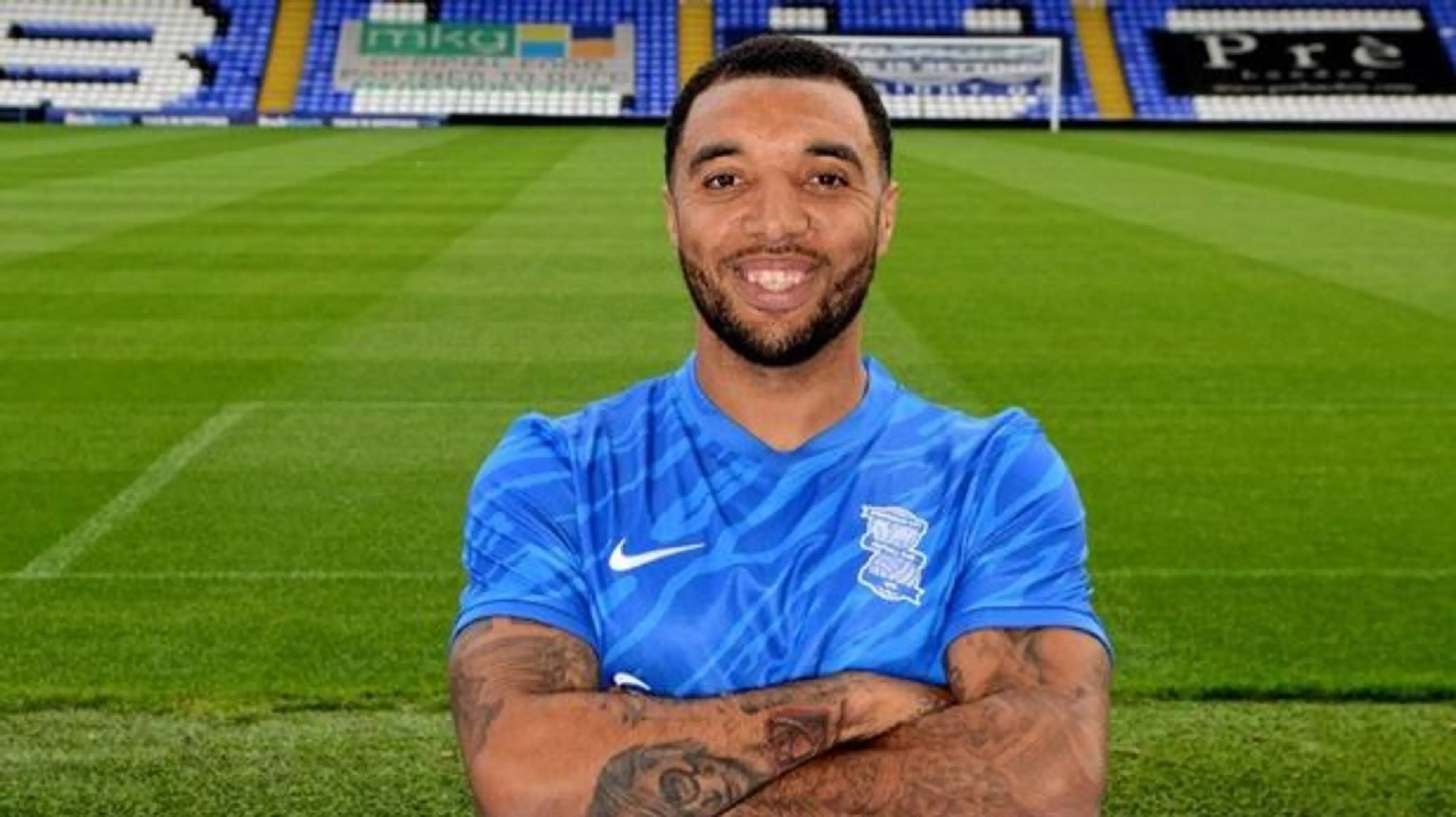 Copertina di Deeney: “Se vedessi Ronaldo mangiare mer** di cavallo prima di una partita lo farei anch’io”