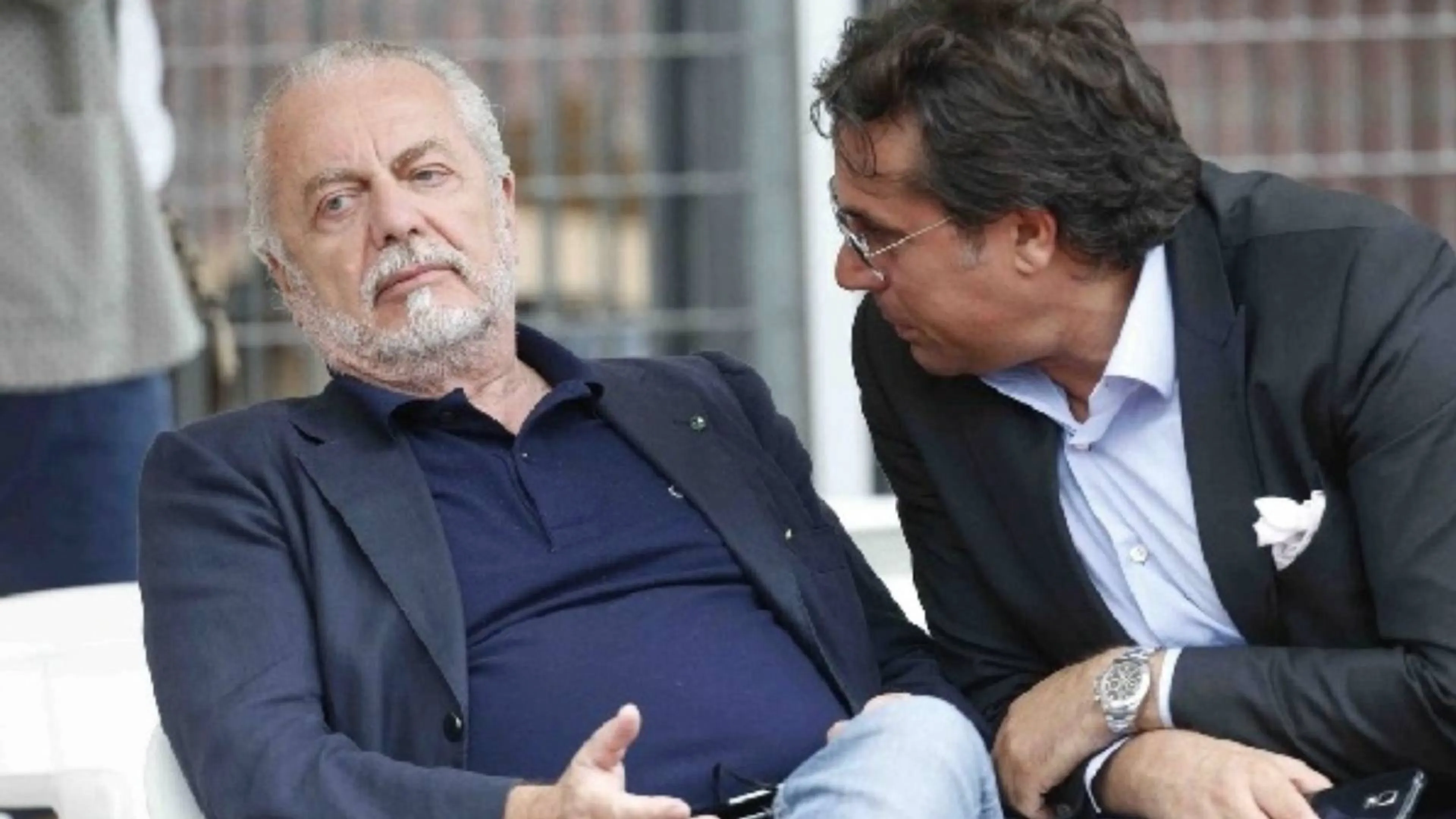 Copertina di De Laurentiis senza freni: "Giuntoli mi ha nascosto una cosa. Non lo tollero"
