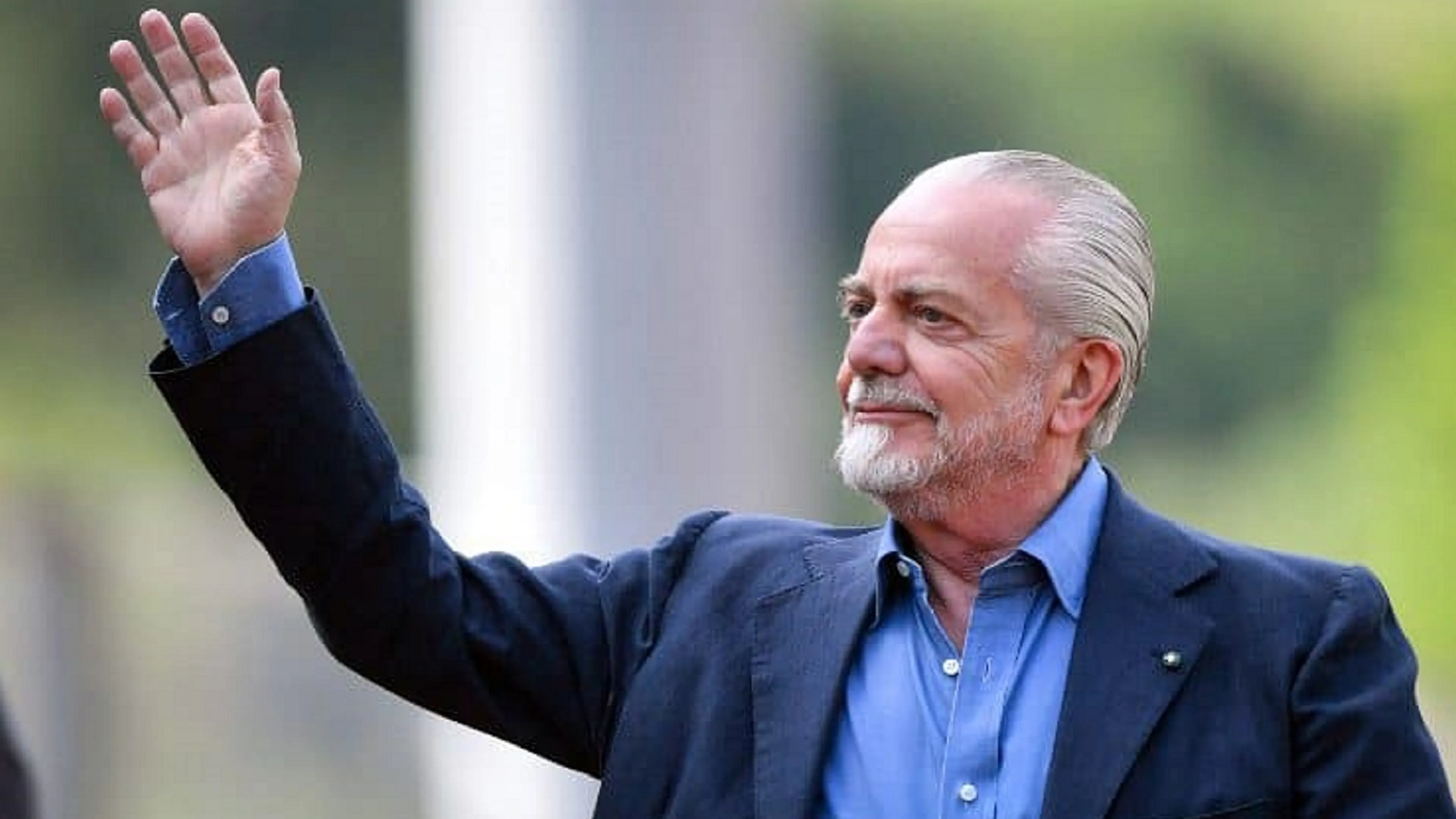 Copertina di De Laurentiis fuoco e fiamme: stoccate ad Ancelotti, Gattuso e ai calciatori andati via