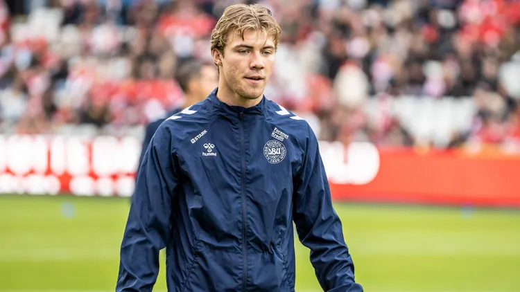 /images/d/e/n/denmark-v-lithuania-football-friendly-odense-denmark-odense-denmark-10th-june-2025-rasmus-hojlund-of-denmark-is-warming-up-for-the-football-friendly-between-denmark-and-lithuania-at-odense-stadion-in-odense-denmark-odense-copyright-xgonzalesxphoto-nicolaixbethelsenxjpg_1756924018515.jpg