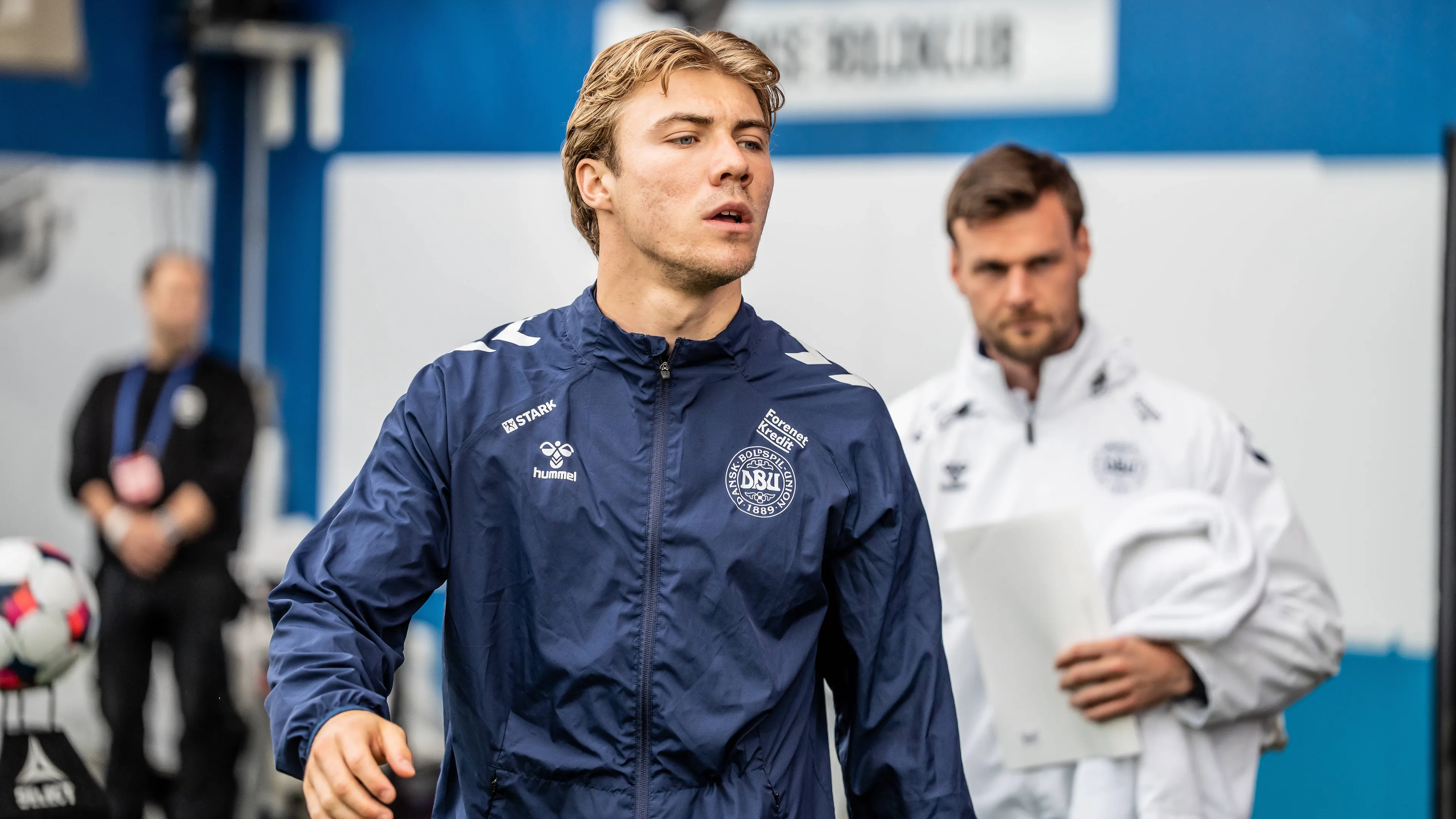 Duello Juve-Milan per Hojlund