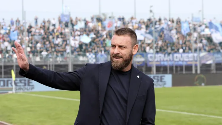 /images/d/e/r/de-rossi-1.jpg