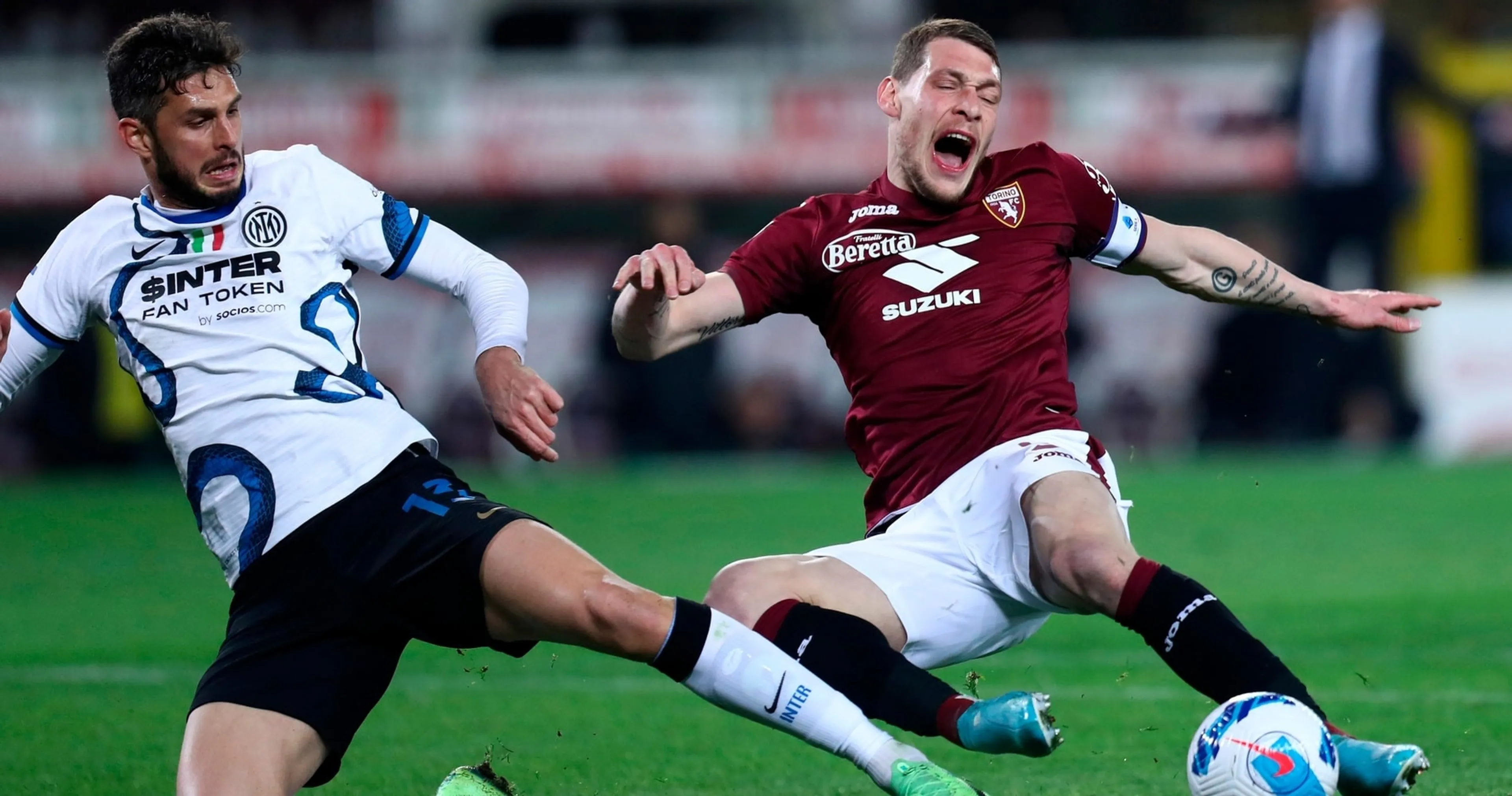 Copertina di Torino-Inter, spuntano i 57 secondi di dialogo tra Guida e Massa. Intanto i due saranno sospesi