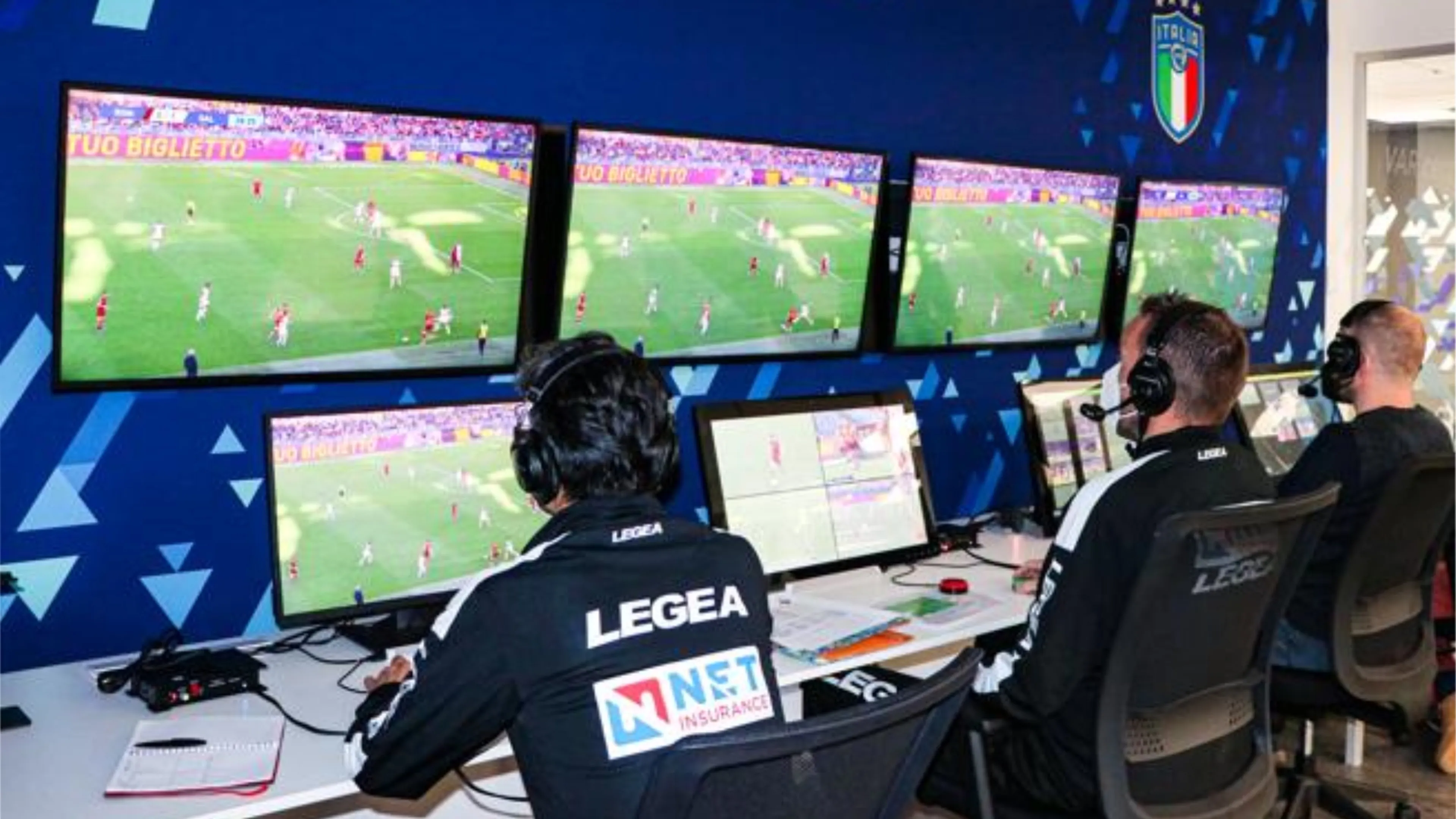 Copertina di "Con questo arbitro sei spacciato", telefonata choc ricevuta da un dirigente di Serie A