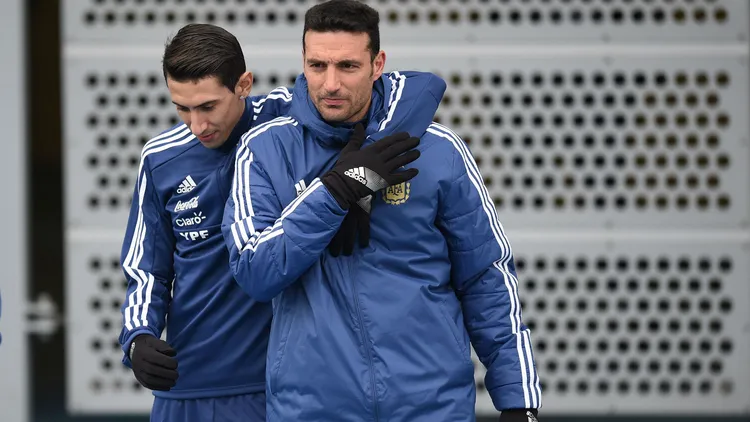/images/d/i/di-maria-scaloni.jpg