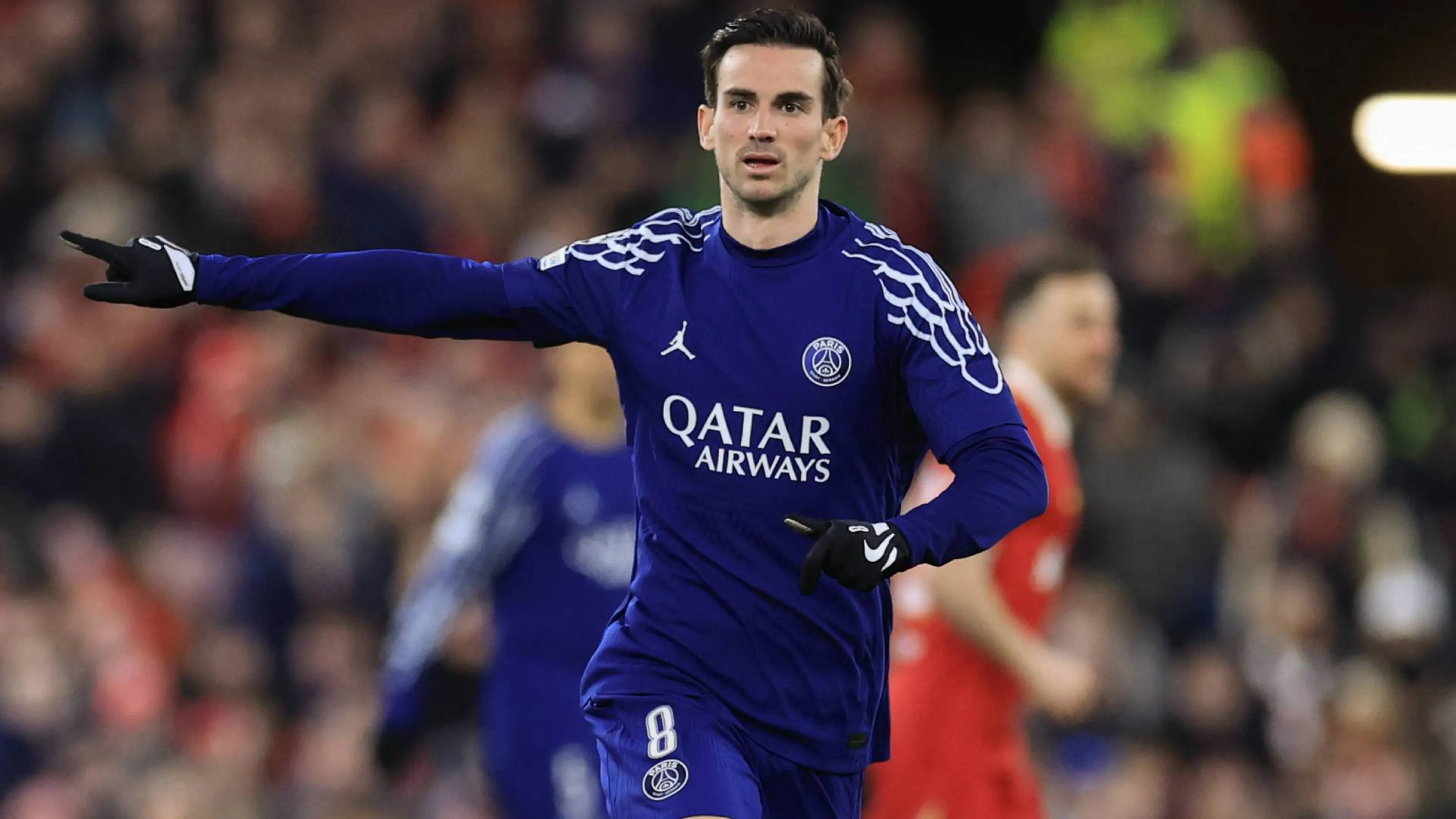 Copertina di Fabian Ruiz: Messi, scherzetto a Montella, vita privata. Otto curiosità sul centrocampista spagnolo